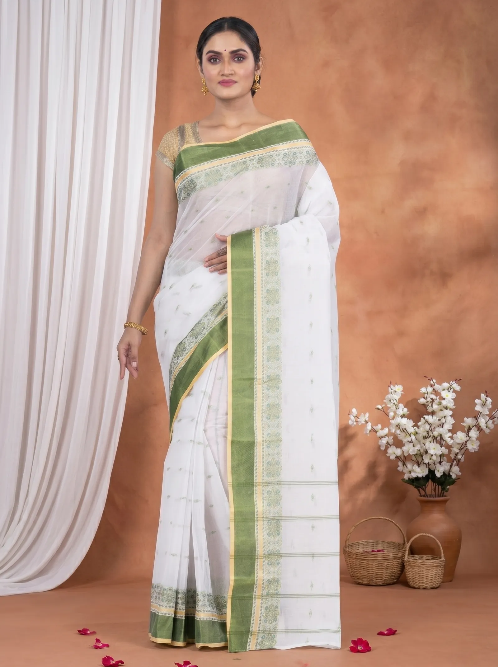 DipDiya Pure Cotton  Traditional Bengali Green Artisan Crafted Velvet Par Tant Saree