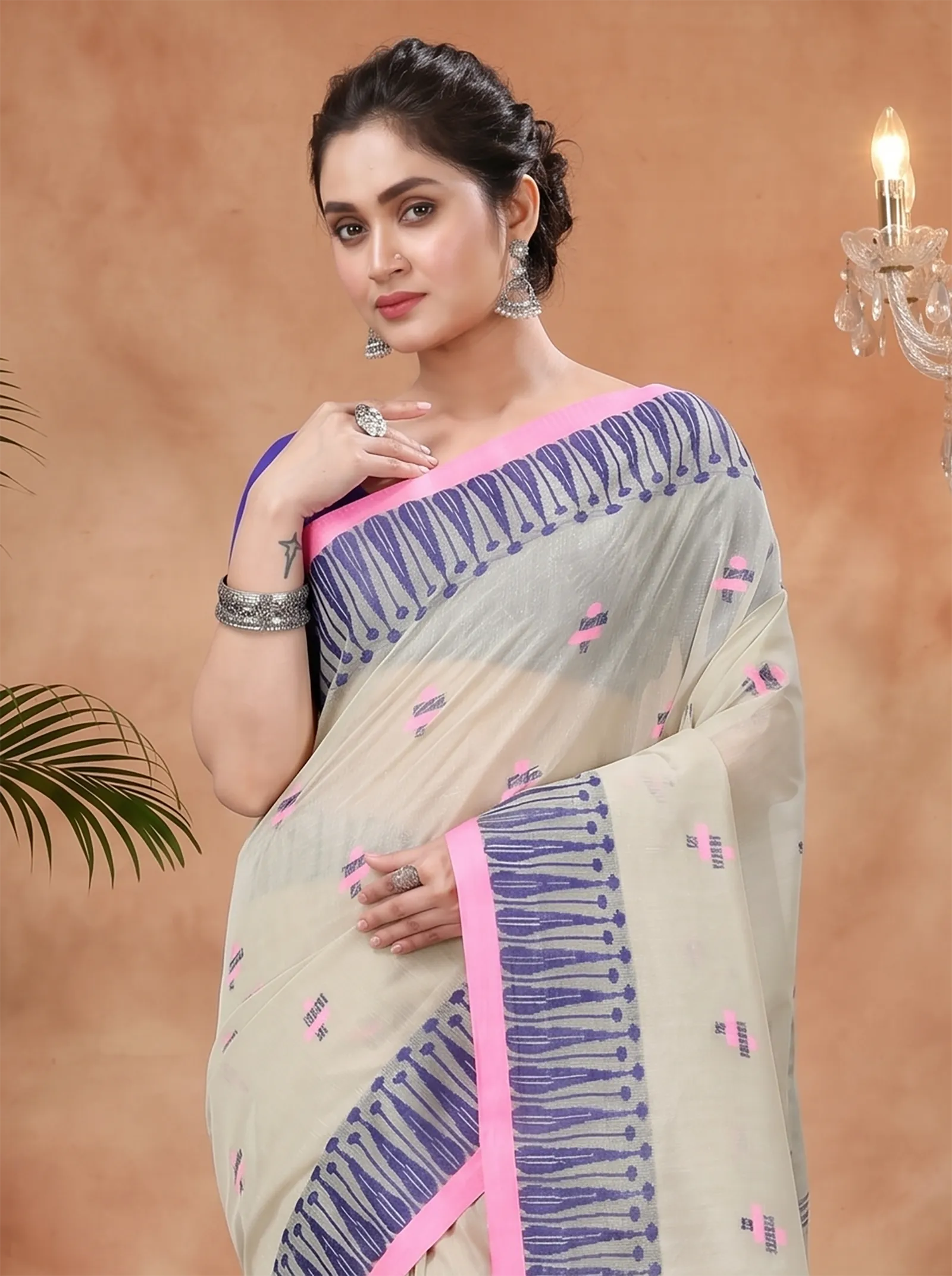 DipDiya Pure Cotton  Traditional Bengali Grey Artisan Crafted Simar Tant Saree
