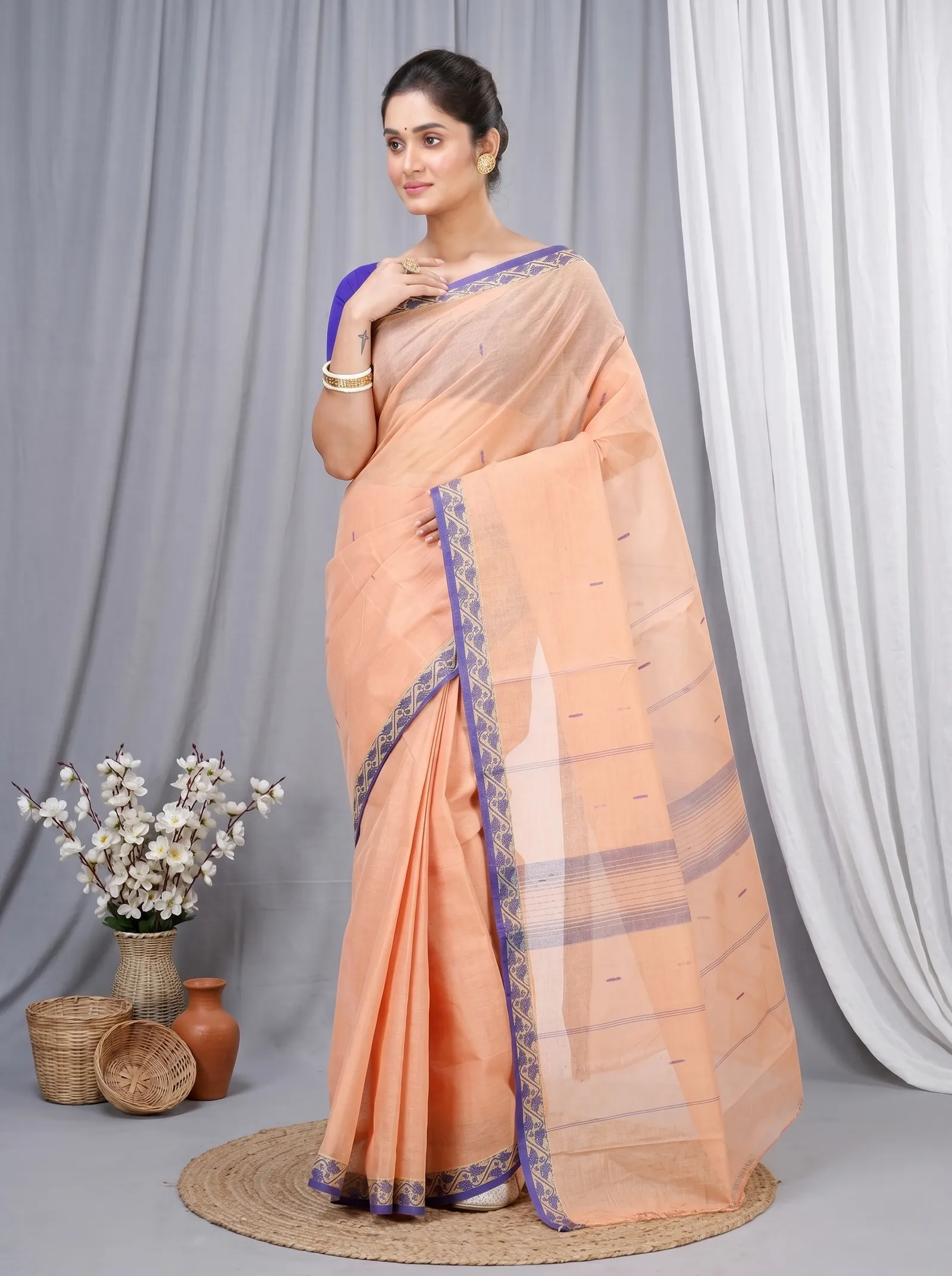 DipDiya Pure Cotton  Traditional Bengali Light White Artisan Crafted Gaela Tant Saree