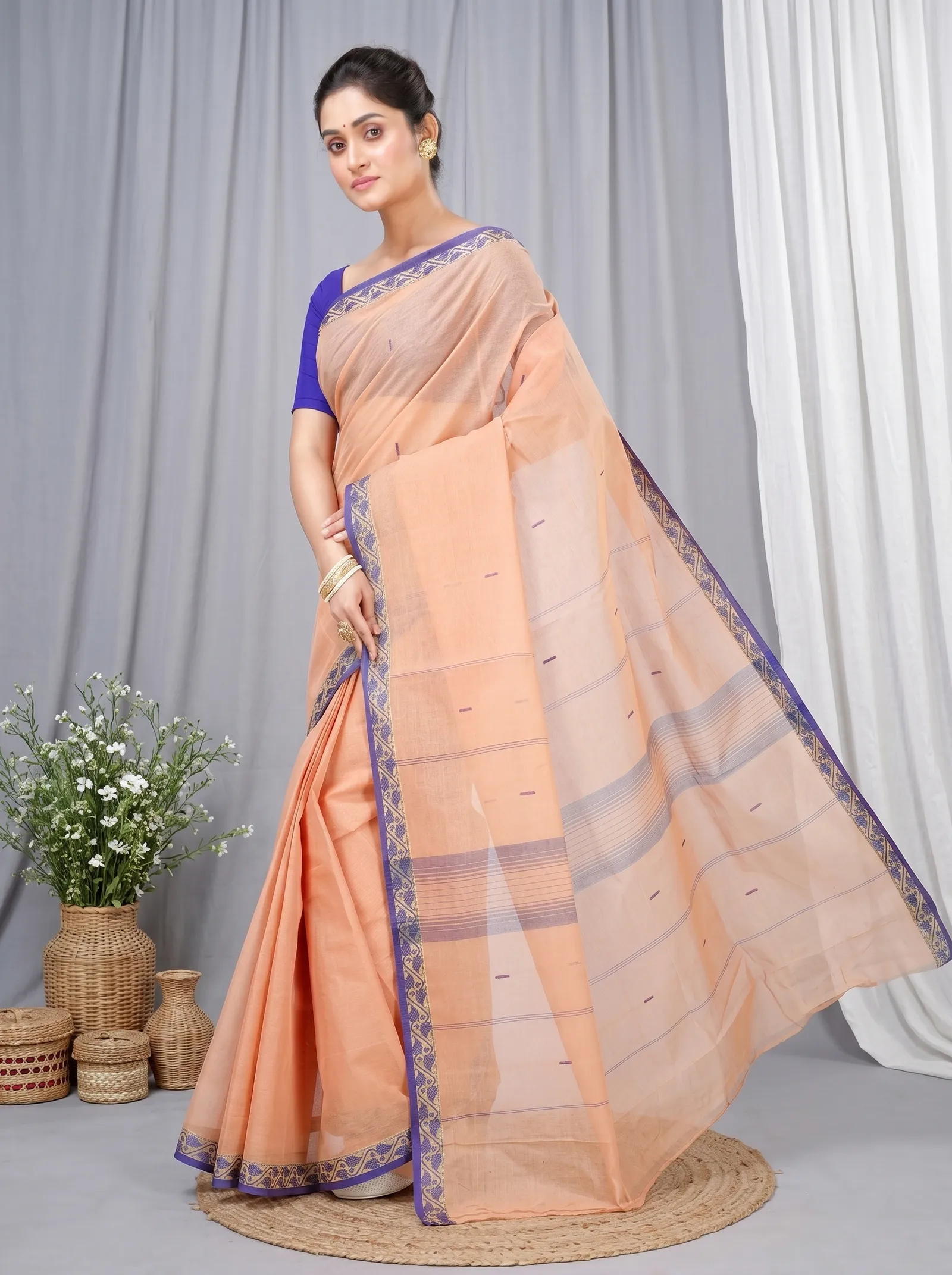 DipDiya Pure Cotton  Traditional Bengali Light White Artisan Crafted Gaela Tant Saree