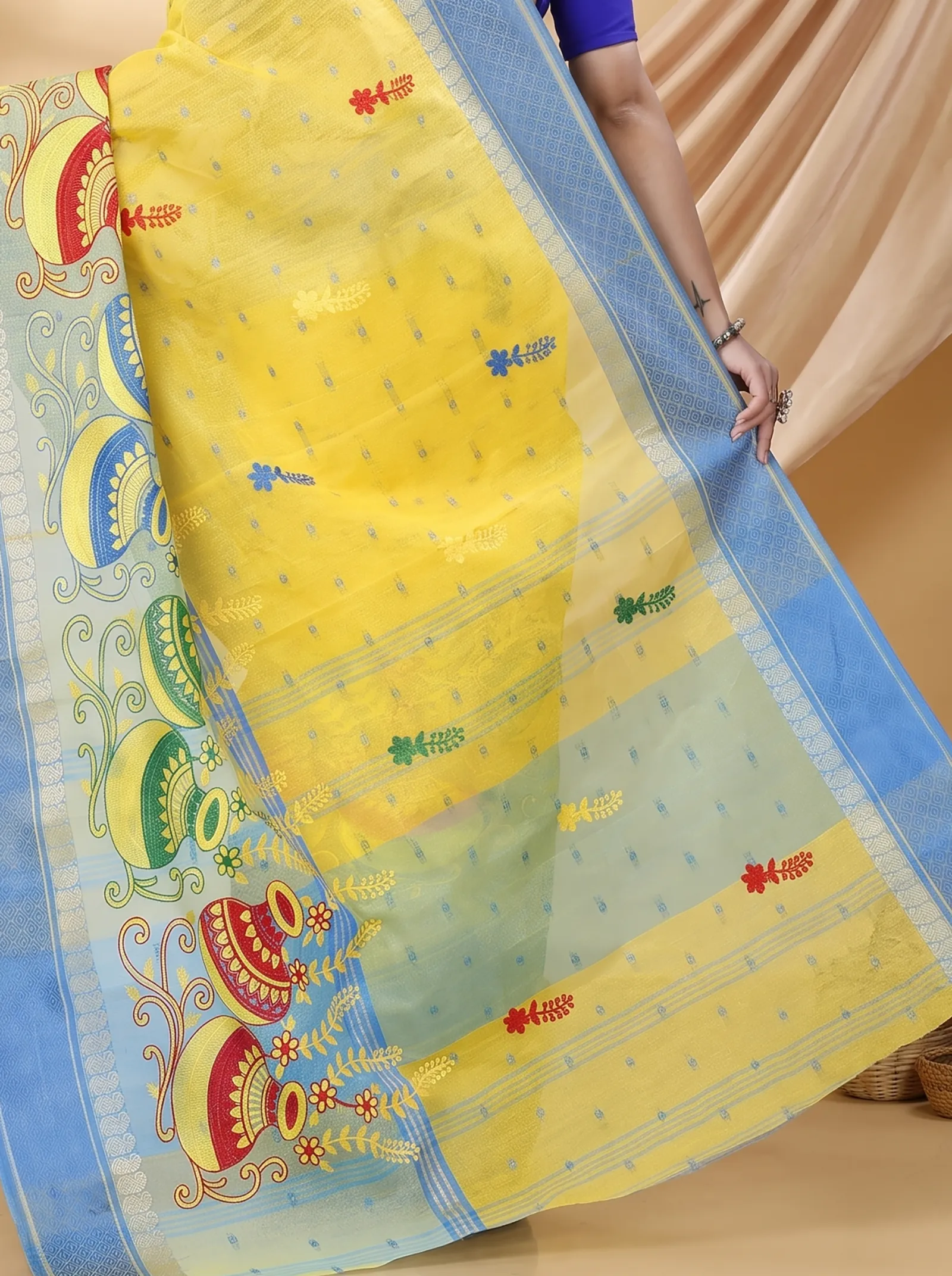 DipDiya Pure Cotton  Traditional Bengali Light Yellow Artisan Crafted Embi Ganga Buti Embroidery Tant Saree