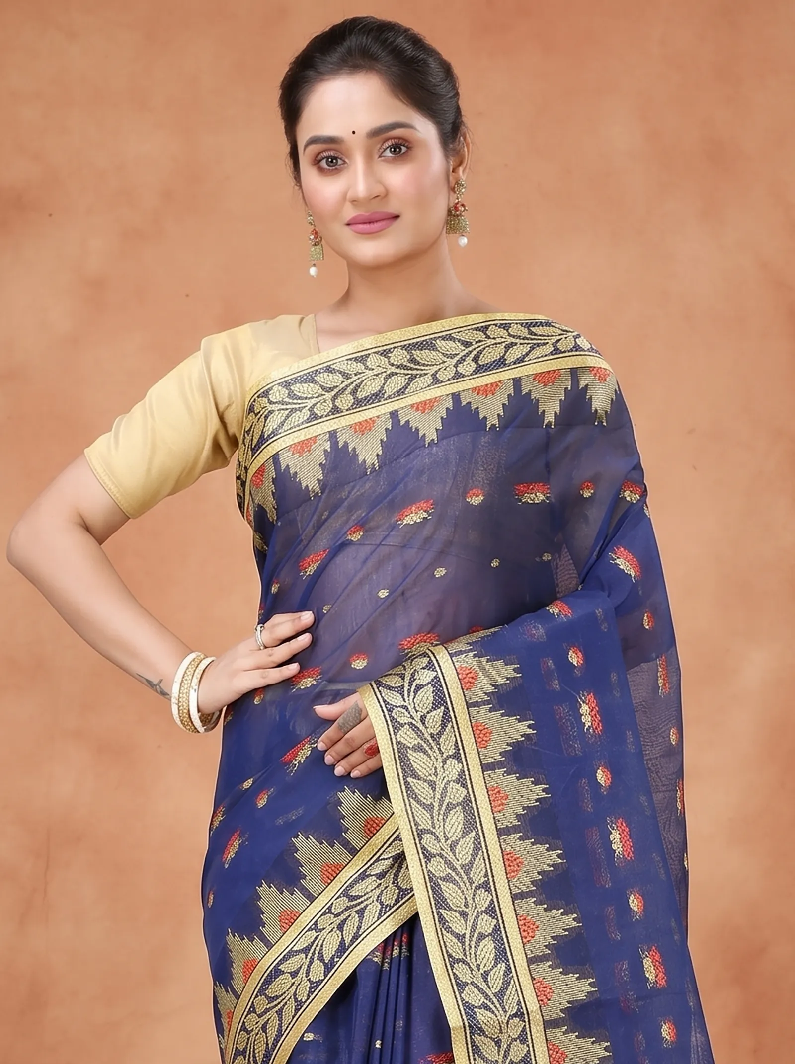 DipDiya Pure Cotton  Traditional Bengali Naby Blue Artisan Crafted Gunjan Tant Saree