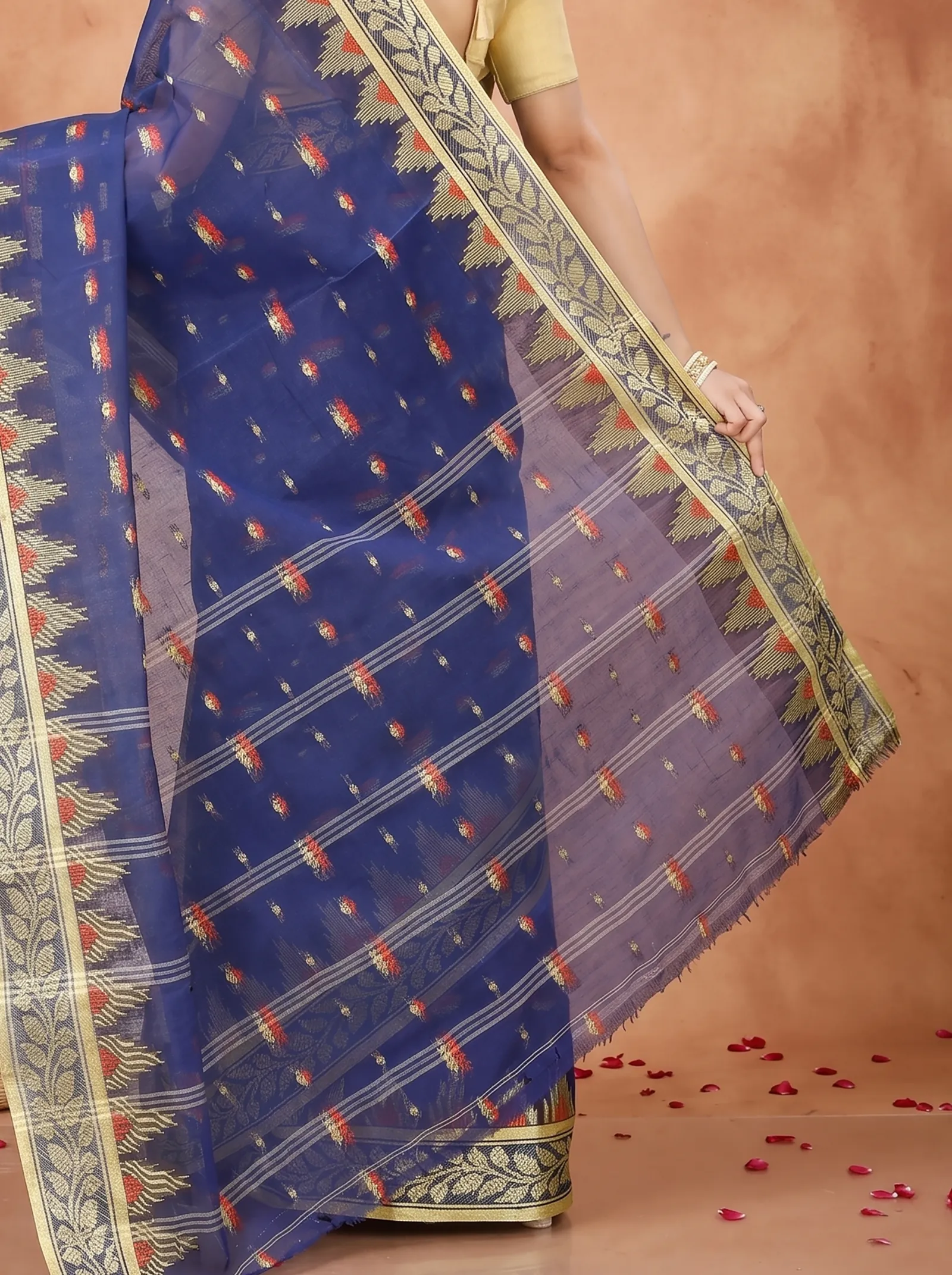 DipDiya Pure Cotton  Traditional Bengali Naby Blue Artisan Crafted Gunjan Tant Saree