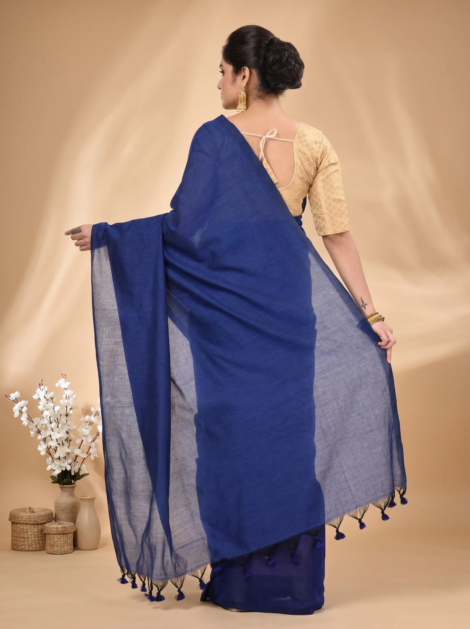 DipDiya Pure Cotton  Traditional Bengali Naby Blue Artisan Crafted ThanKhadi Handloom Saree