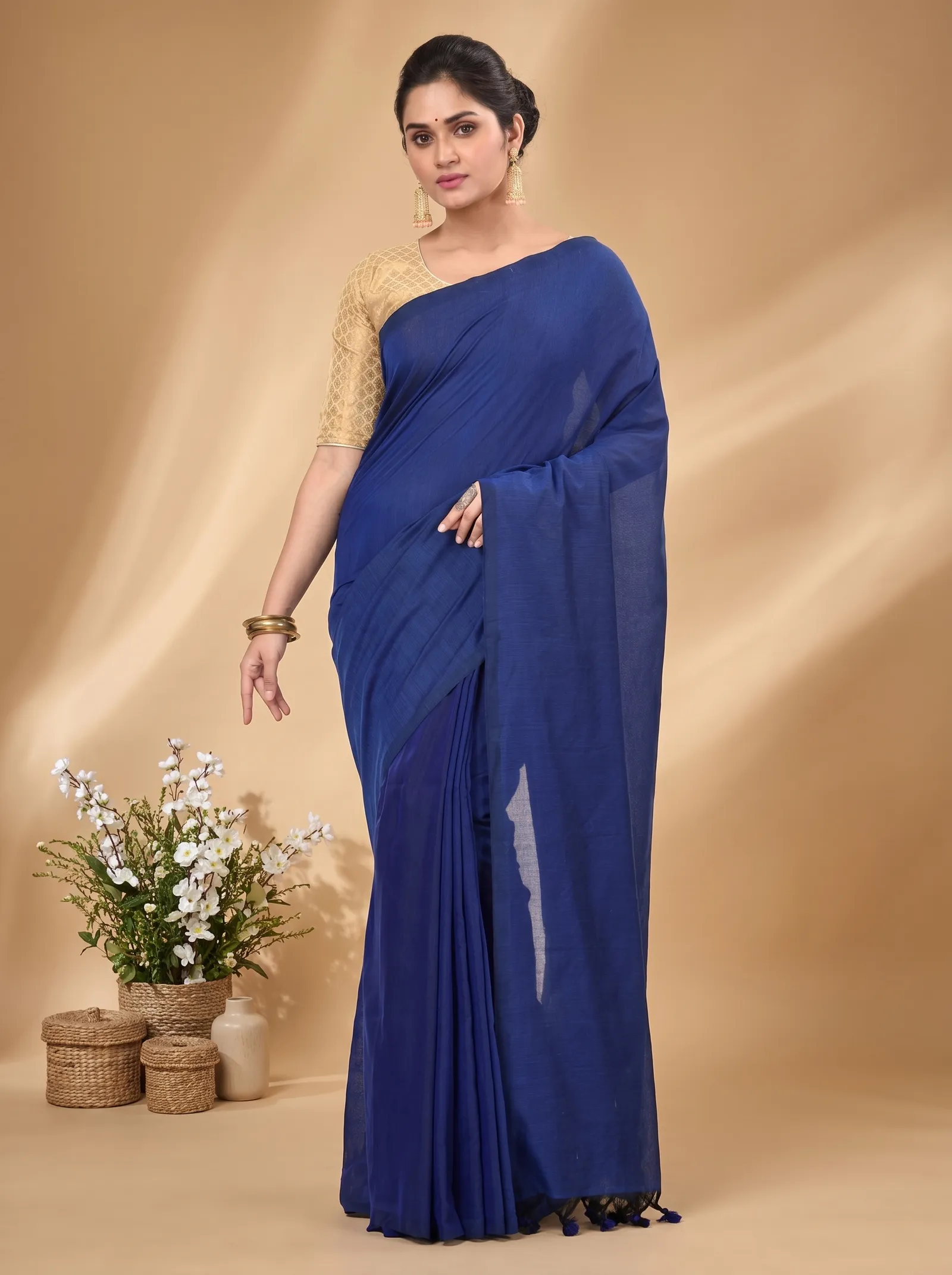 DipDiya Pure Cotton  Traditional Bengali Naby Blue Artisan Crafted ThanKhadi Handloom Saree