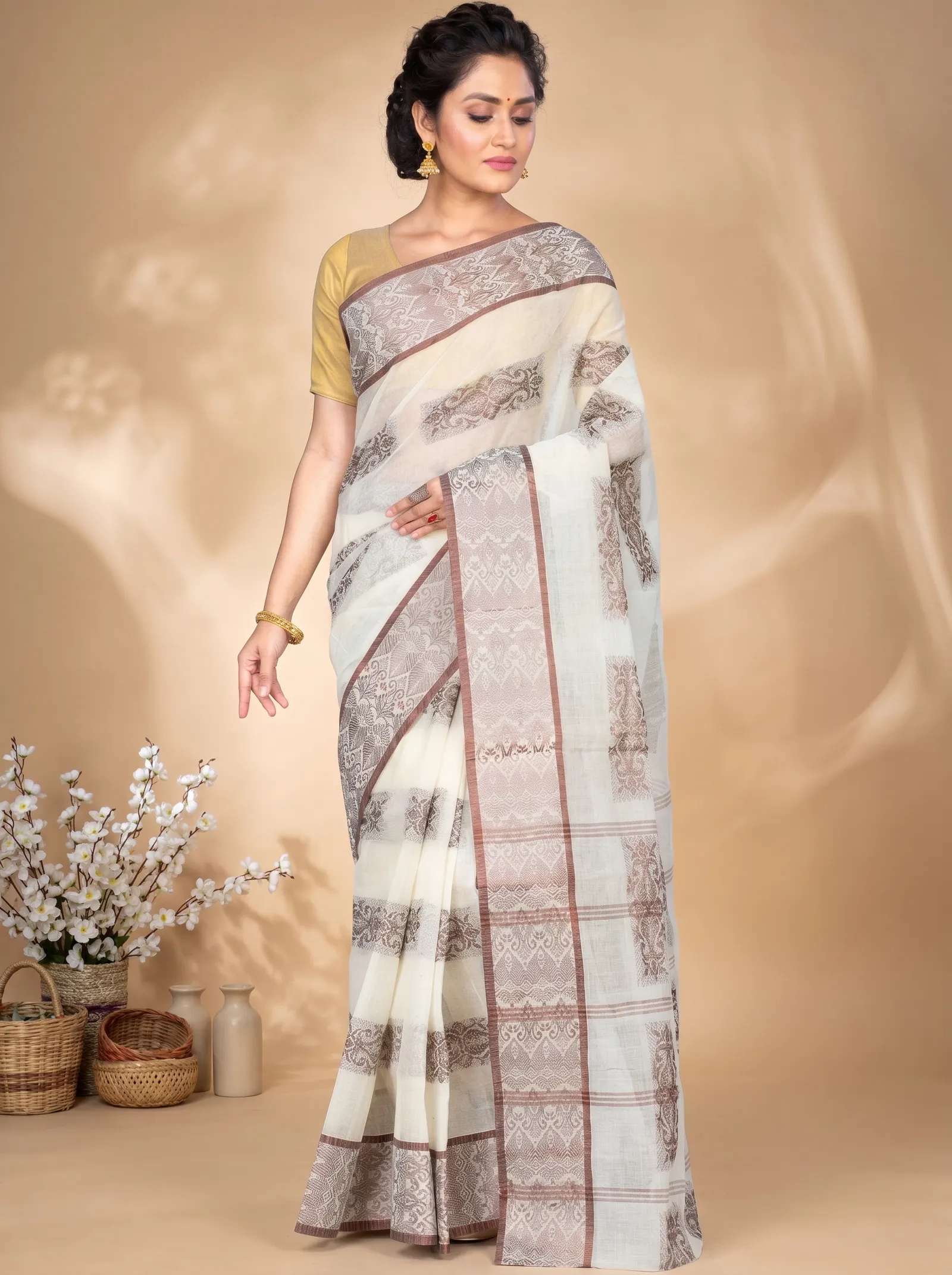 DipDiya Pure Cotton  Traditional Bengali Off-White Artisan Crafted Strip Suparna Tant Saree