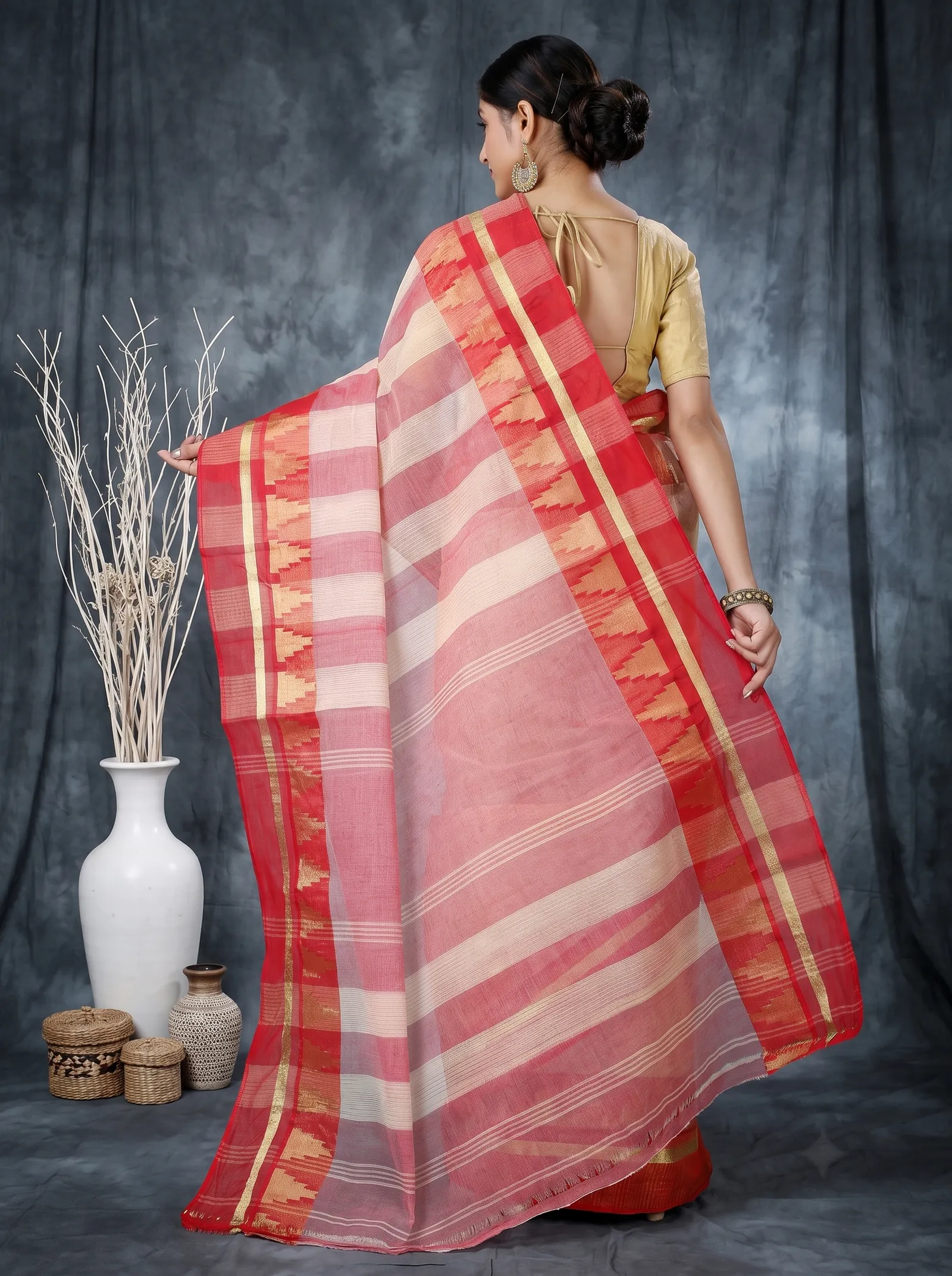 DipDiya Pure Cotton  Traditional Bengali Off White Artisan Crafted Vrinda Tant Saree