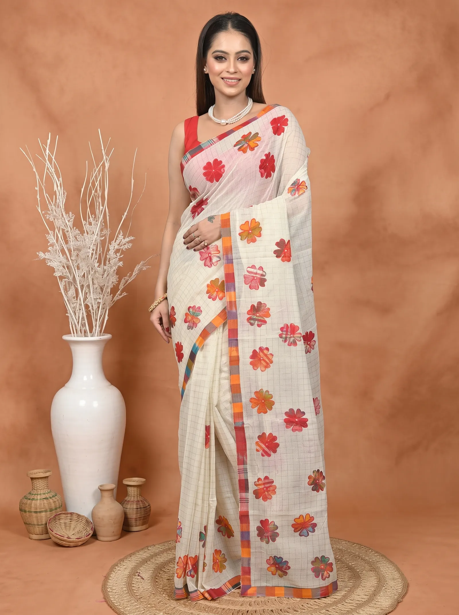 DipDiya Pure Cotton  Traditional Bengali Off White Red Artisan Crafted Kotaplik Kota Applique Saree