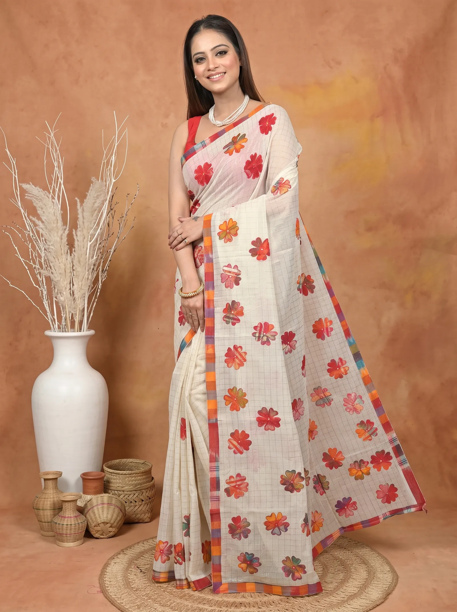 DipDiya Pure Cotton  Traditional Bengali Off White Red Artisan Crafted Kotaplik Kota Applique Saree