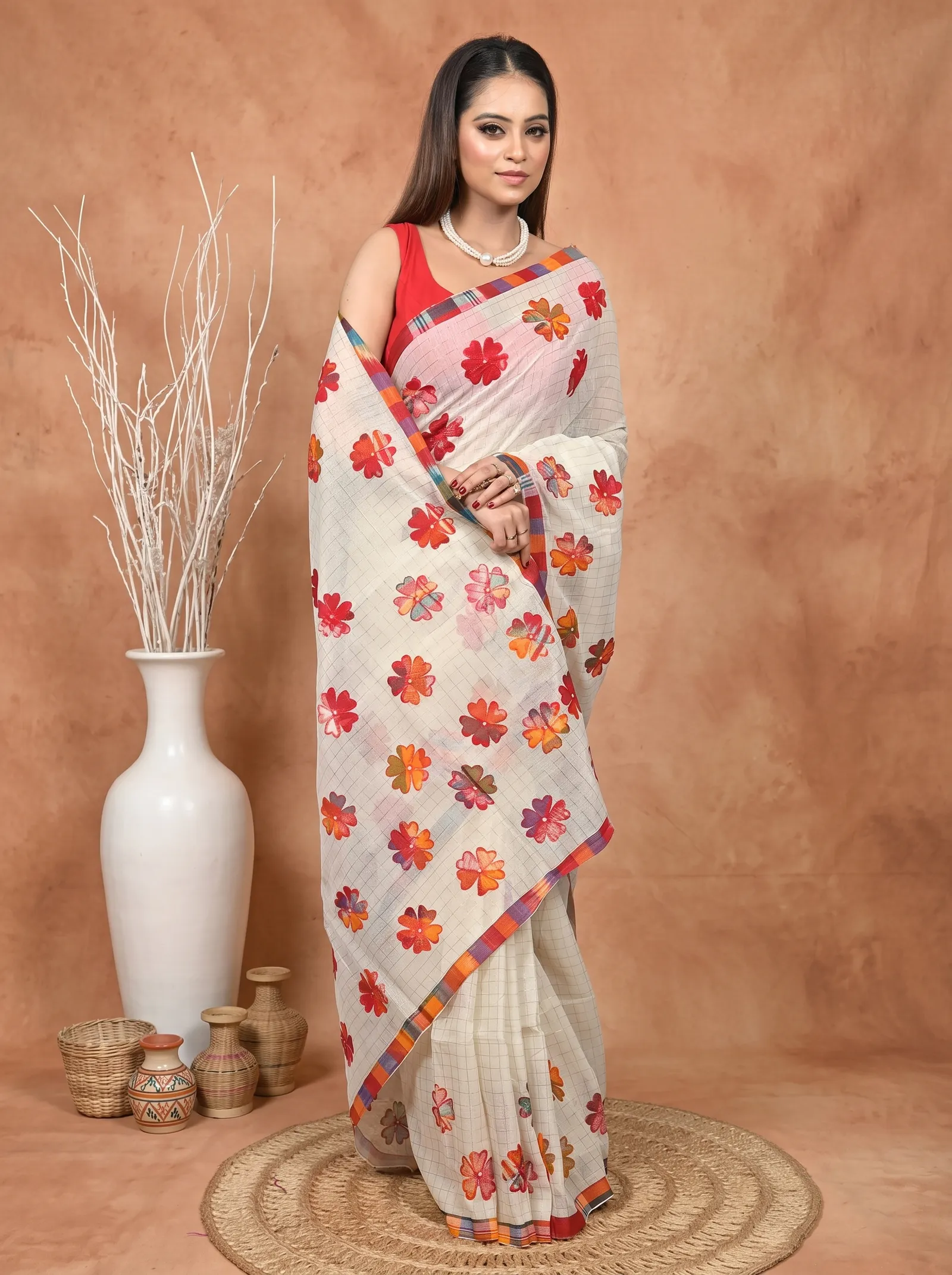 DipDiya Pure Cotton  Traditional Bengali Off White Red Artisan Crafted Kotaplik Kota Applique Saree