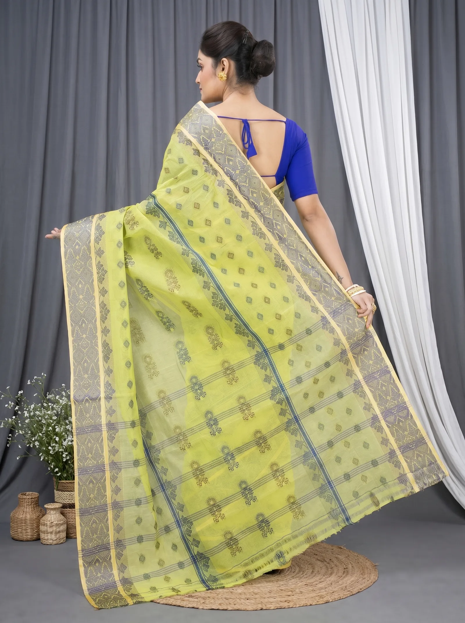 DipDiya Pure Cotton  Traditional Bengali Olive Green Artisan Crafted Ghusoon Tant Saree
