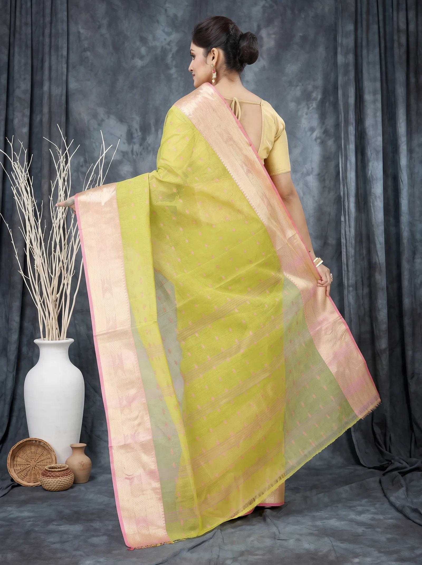 DipDiya Pure Cotton  Traditional Bengali Olive Green Artisan Crafted Griva Tant Saree