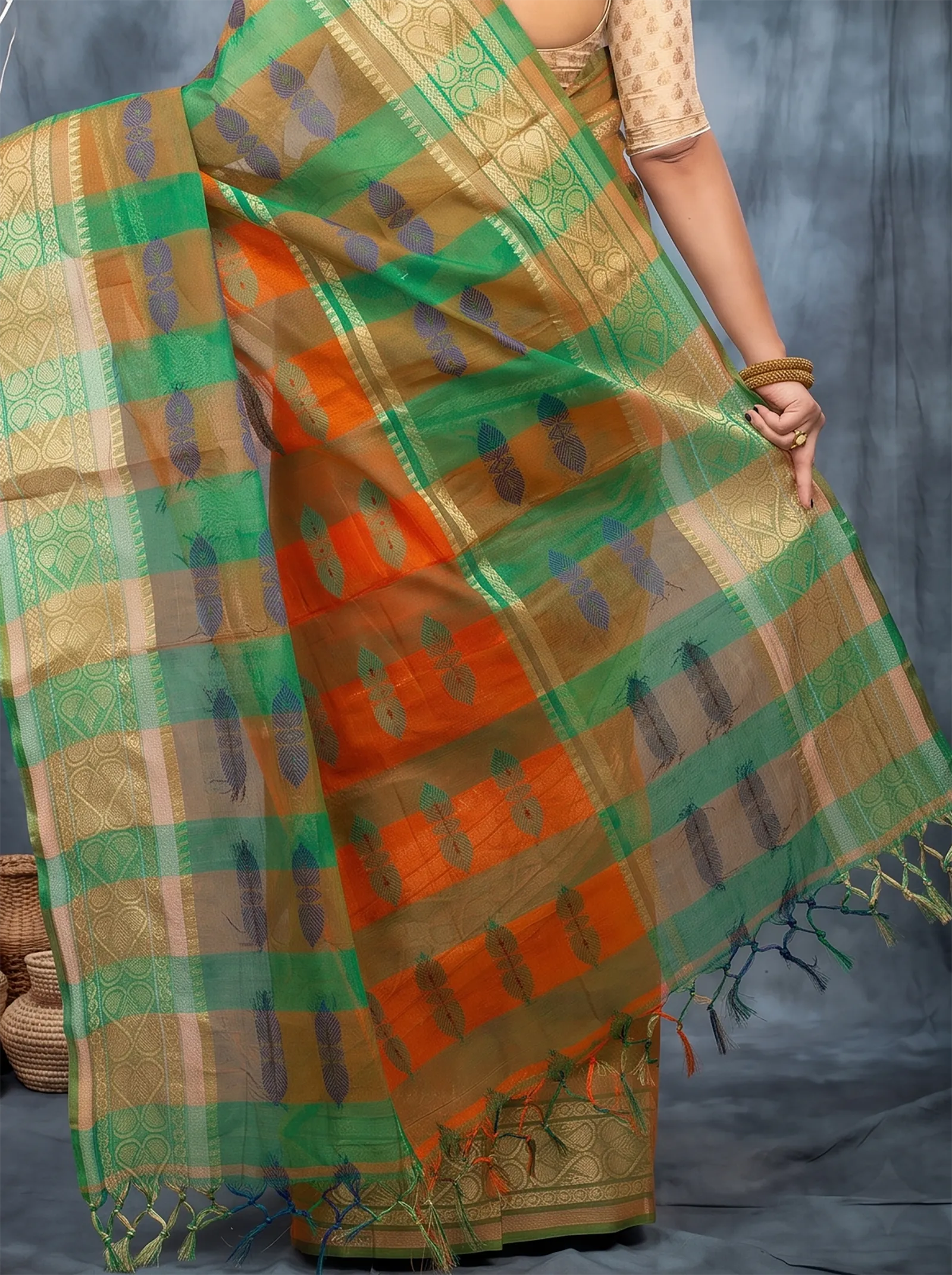 DipDiya Pure Cotton  Traditional Bengali Orange Green Artisan Crafted Raj Nandi Tant Saree