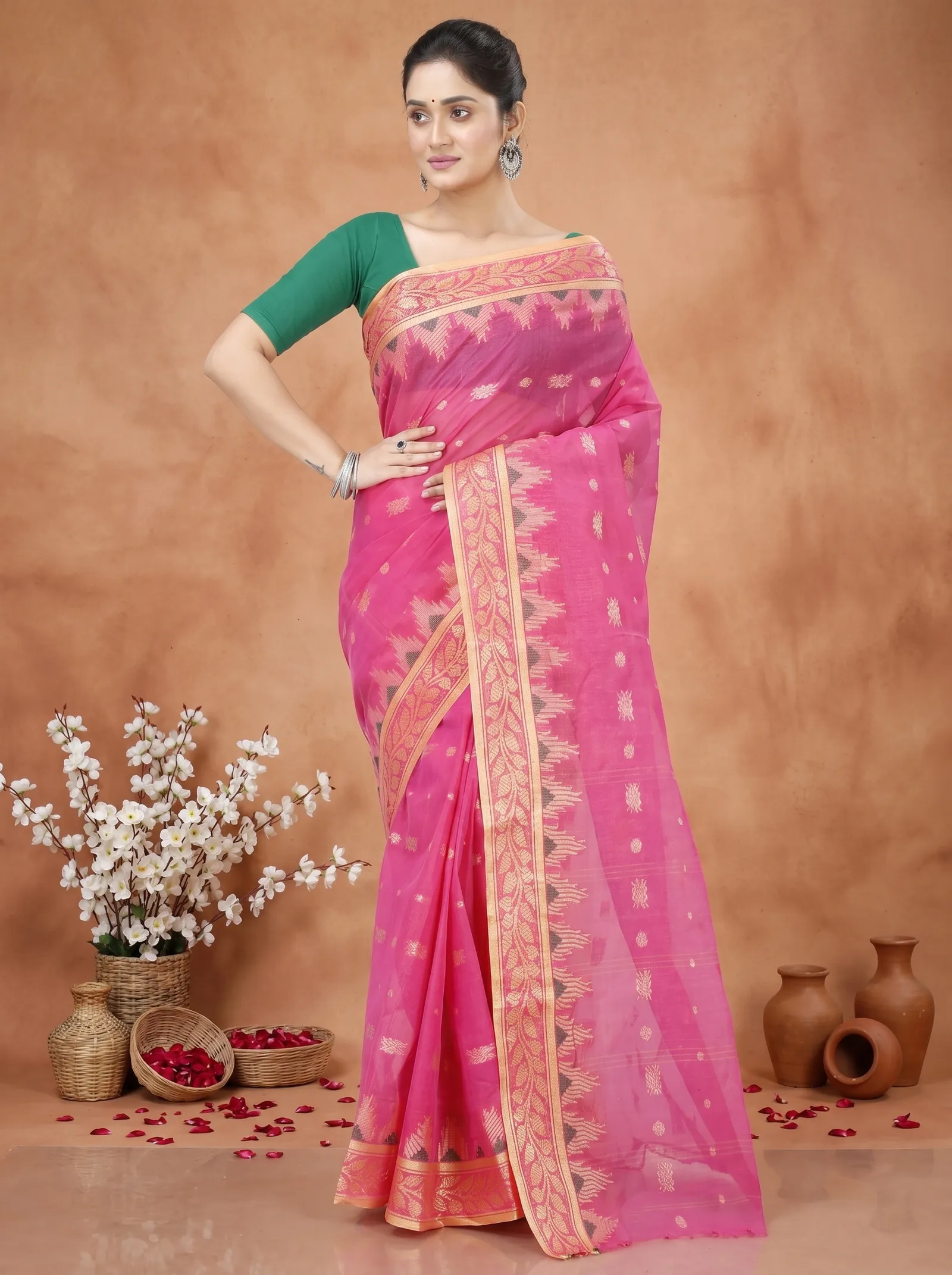 DipDiya Pure Cotton  Traditional Bengali Pink Artisan Crafted Gunjan Tant Saree