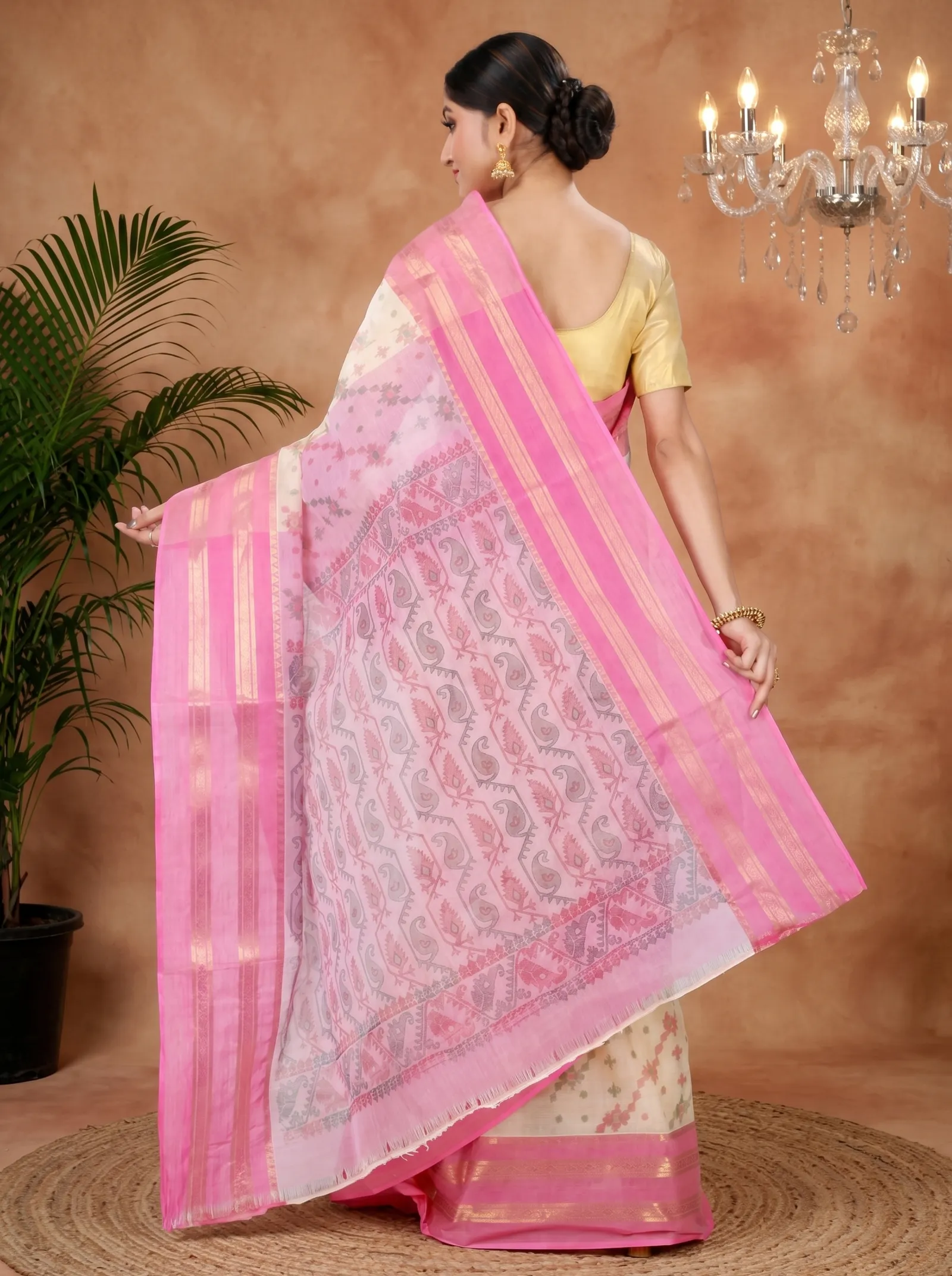 DipDiya Pure Cotton  Traditional Bengali Pink Artisan Crafted Rashi Print Printed Tant Saree