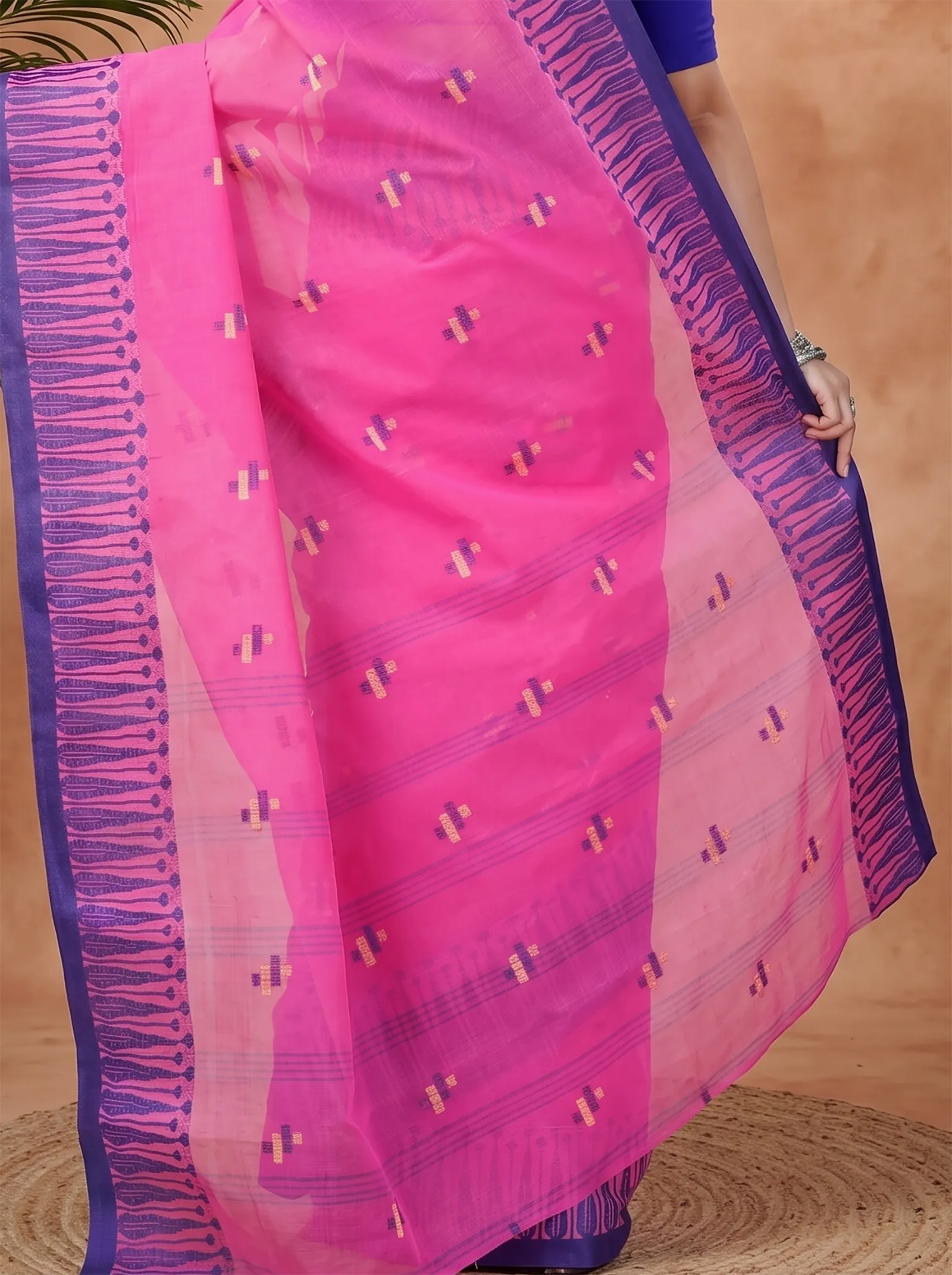 DipDiya Pure Cotton  Traditional Bengali Pink Artisan Crafted Simar Tant Saree