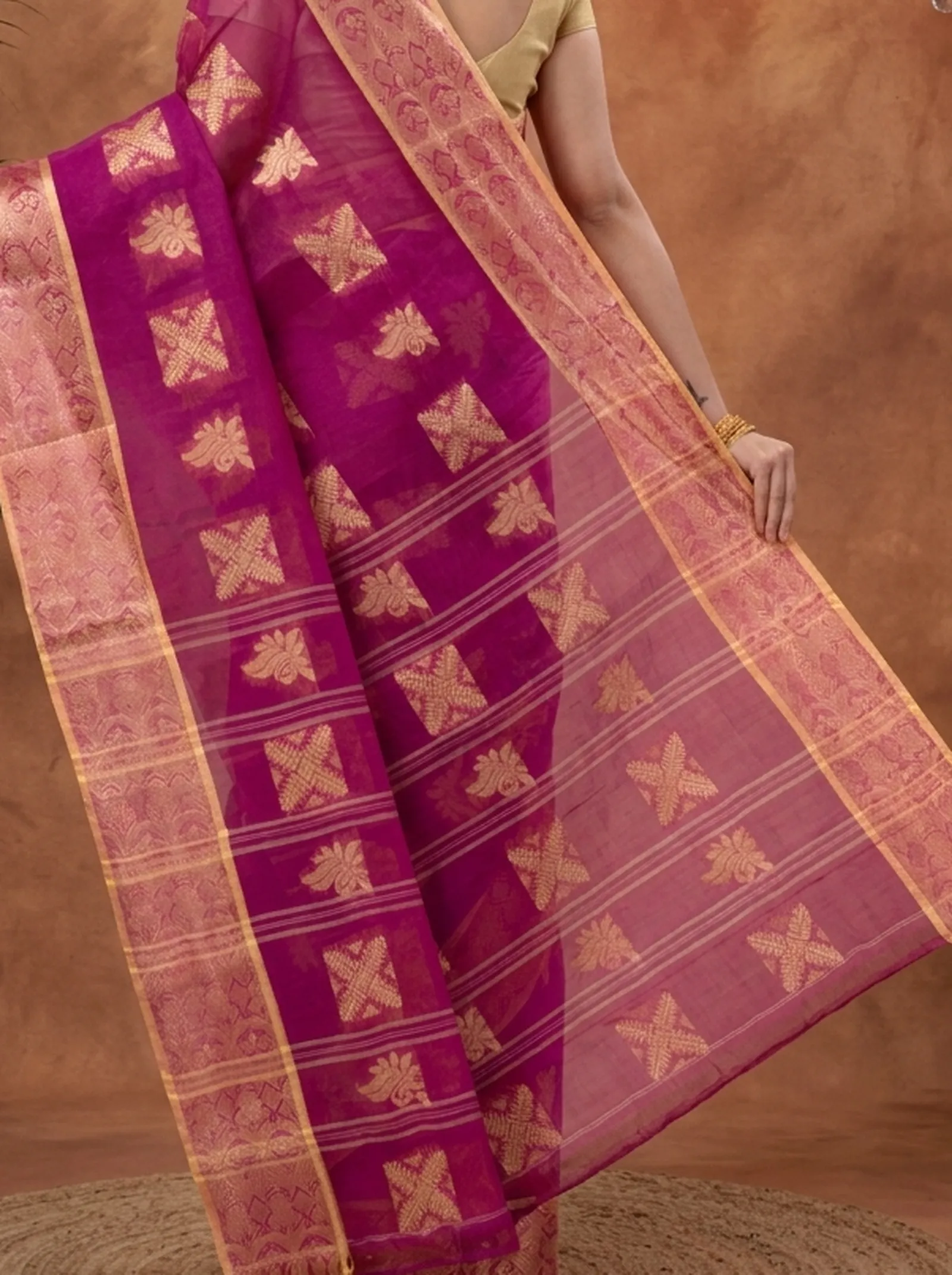 DipDiya Pure Cotton  Traditional Bengali Purple Artisan Crafted Suparna Buti Tant Saree
