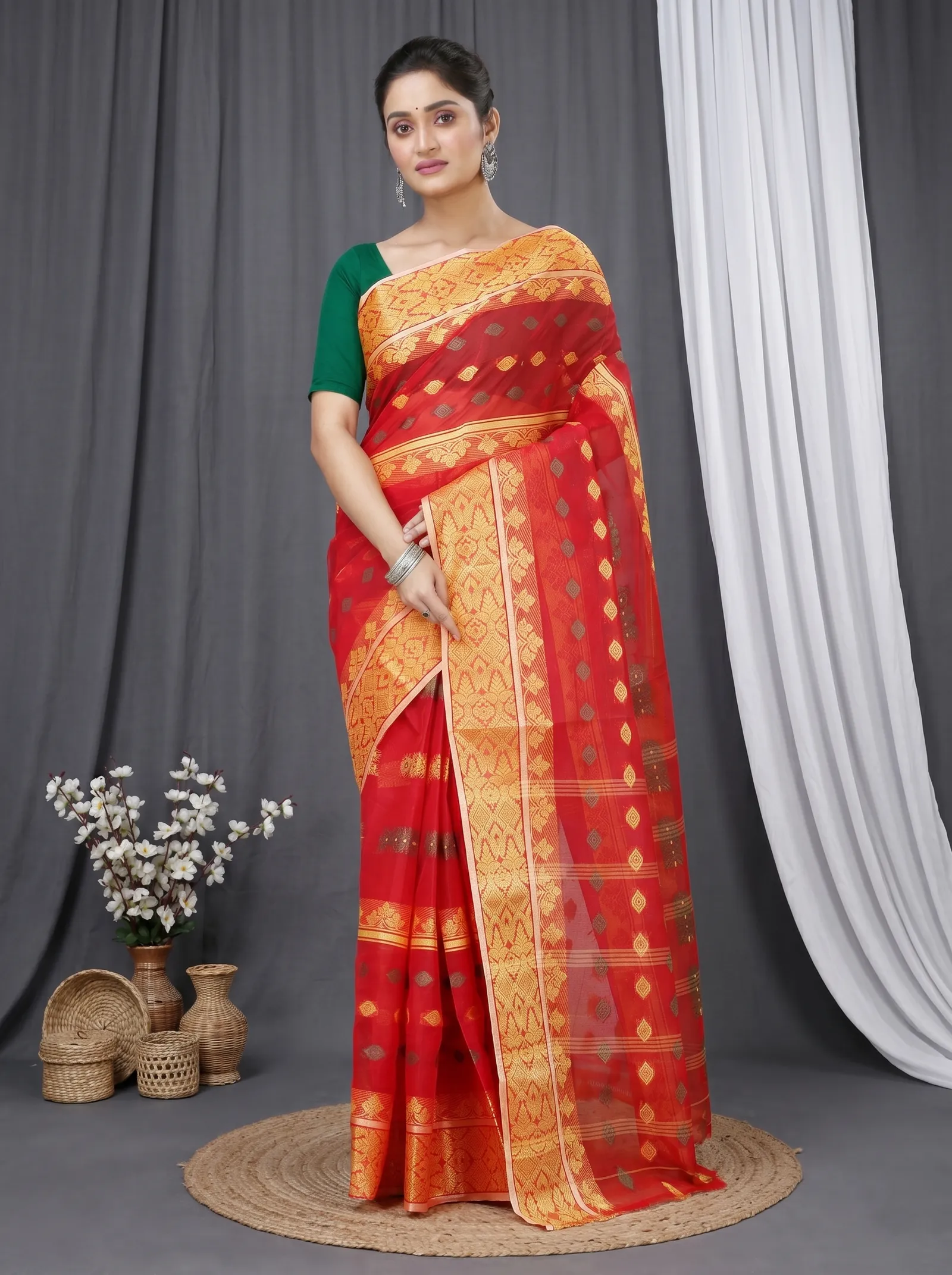 DipDiya Pure Cotton  Traditional Bengali Red Artisan Crafted Ghusoon Tant Saree