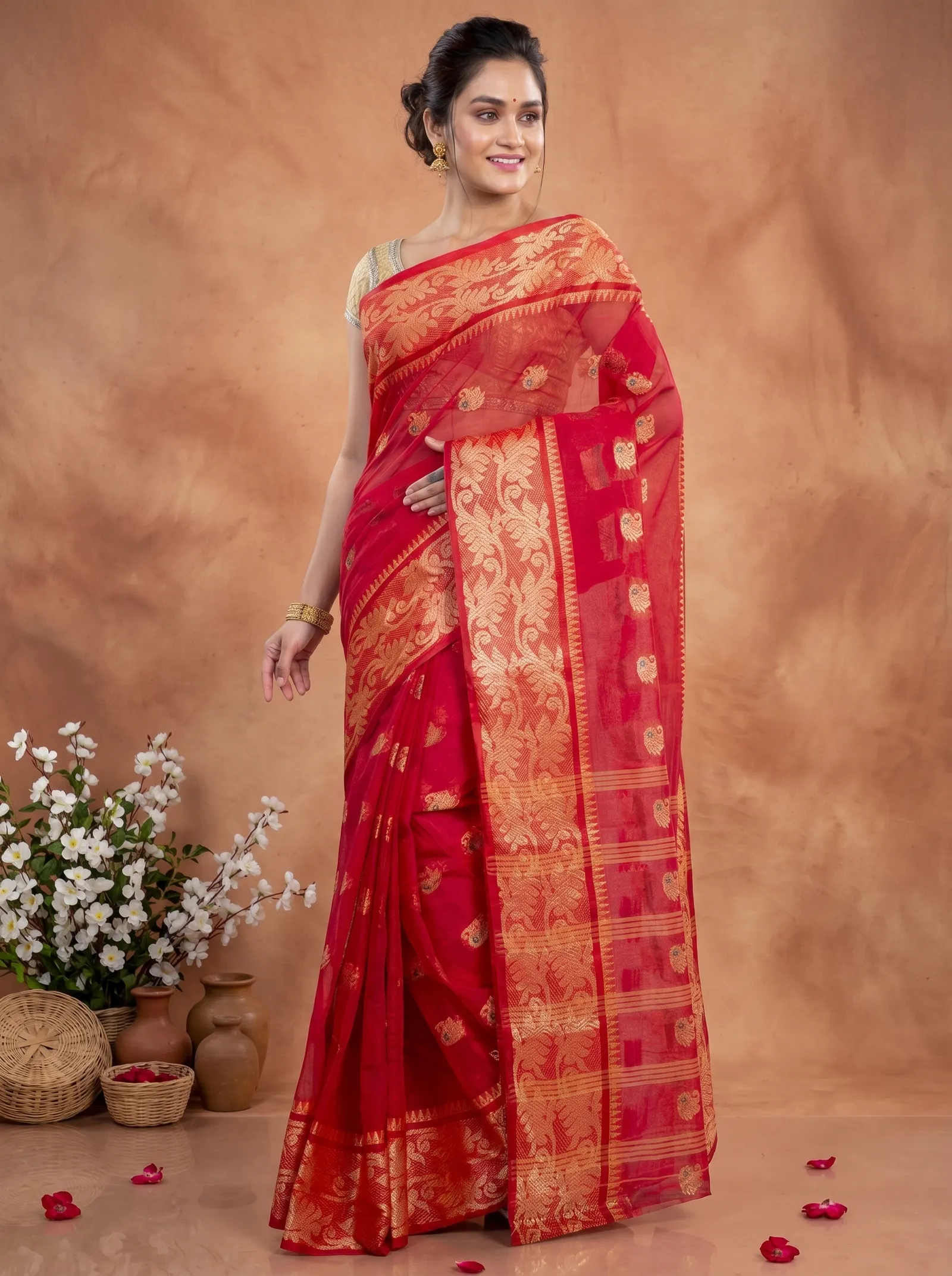 DipDiya Pure Cotton  Traditional Bengali Red Artisan Crafted HasFul Tant Saree