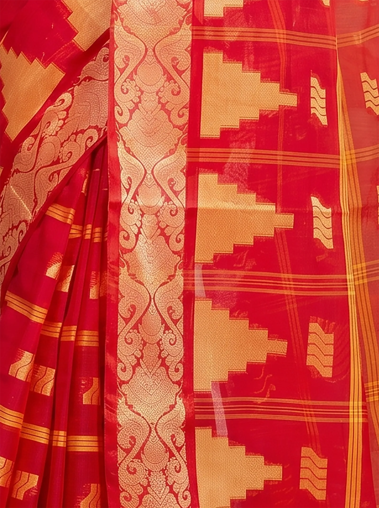 DipDiya Pure Cotton  Traditional Bengali Red Artisan Crafted Kamala Desiging Tant Saree