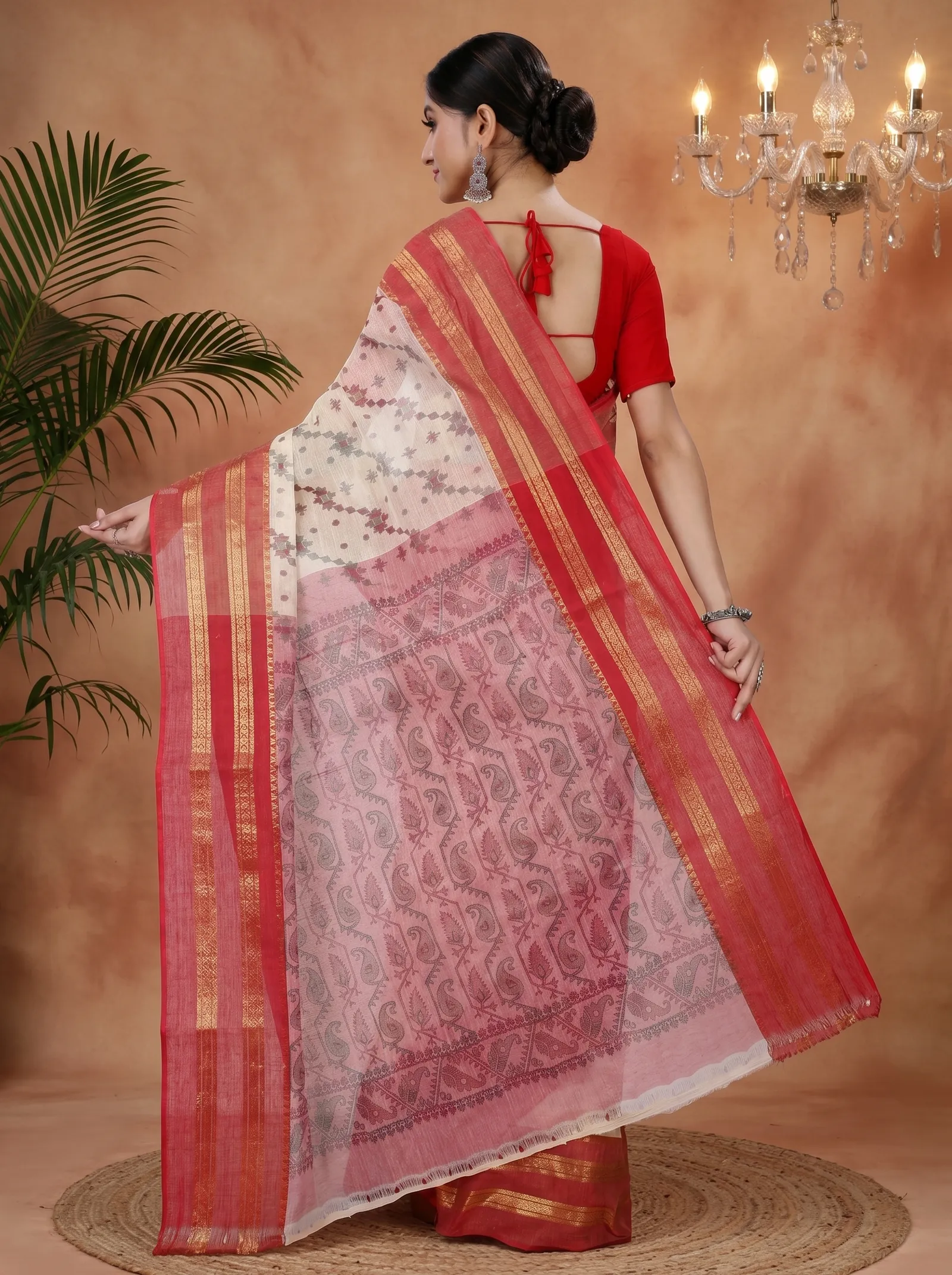 DipDiya Pure Cotton  Traditional Bengali Red Artisan Crafted Rashi Print Printed Tant Saree