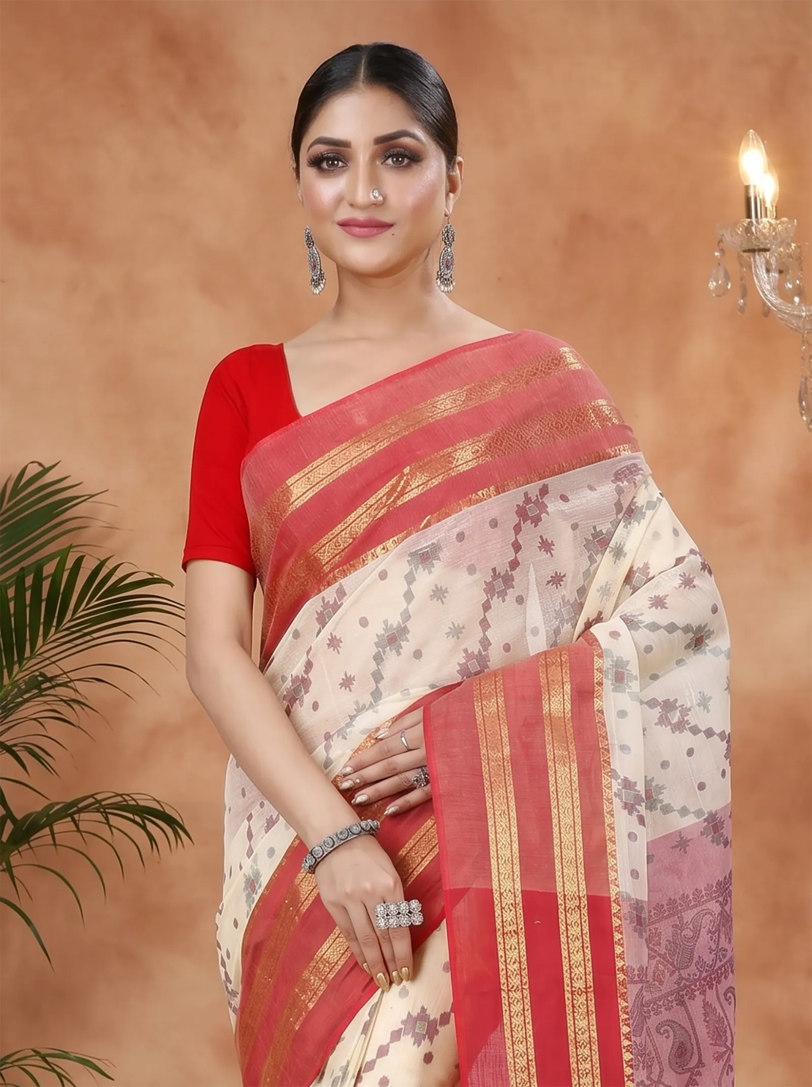 DipDiya Pure Cotton  Traditional Bengali Red Artisan Crafted Rashi Print Printed Tant Saree