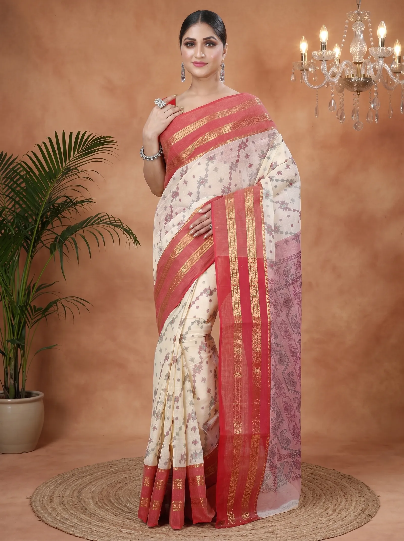 DipDiya Pure Cotton  Traditional Bengali Red Artisan Crafted Rashi Print Printed Tant Saree