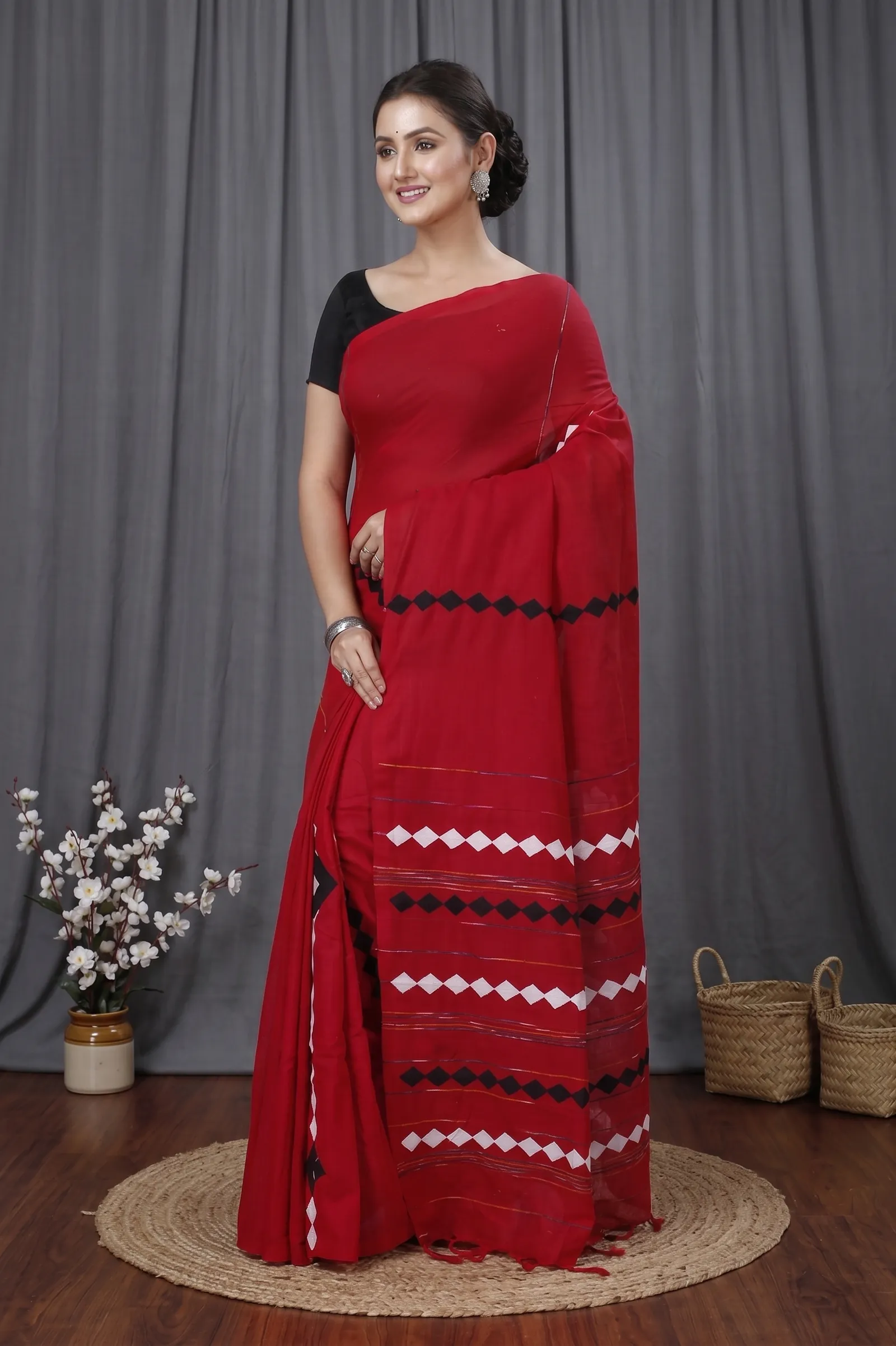 DipDiya Pure Cotton  Traditional Bengali Red Artisan Crafted Tika Applique Saree