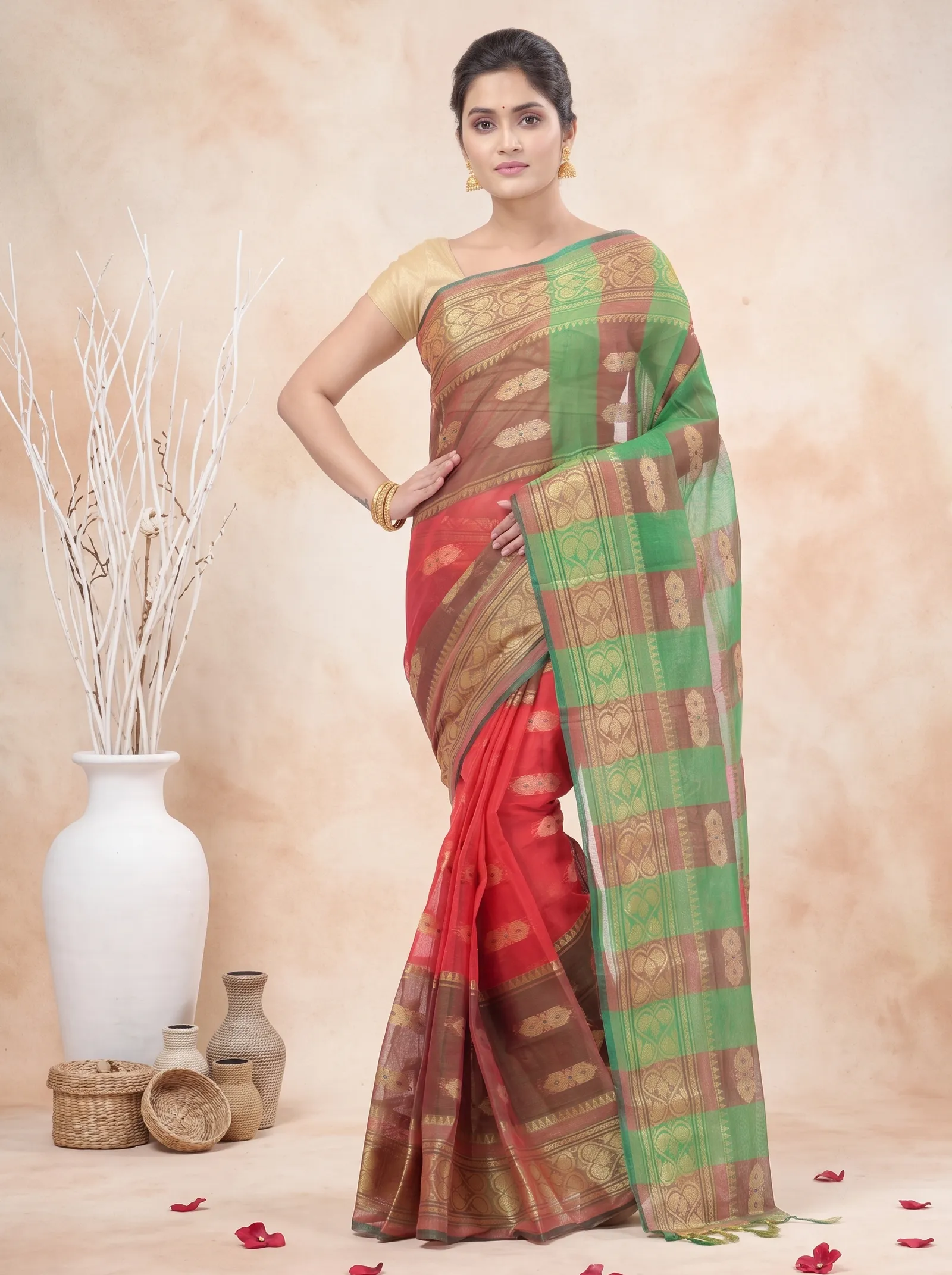 DipDiya Pure Cotton  Traditional Bengali Red Green Artisan Crafted Raj Nandi Tant Saree