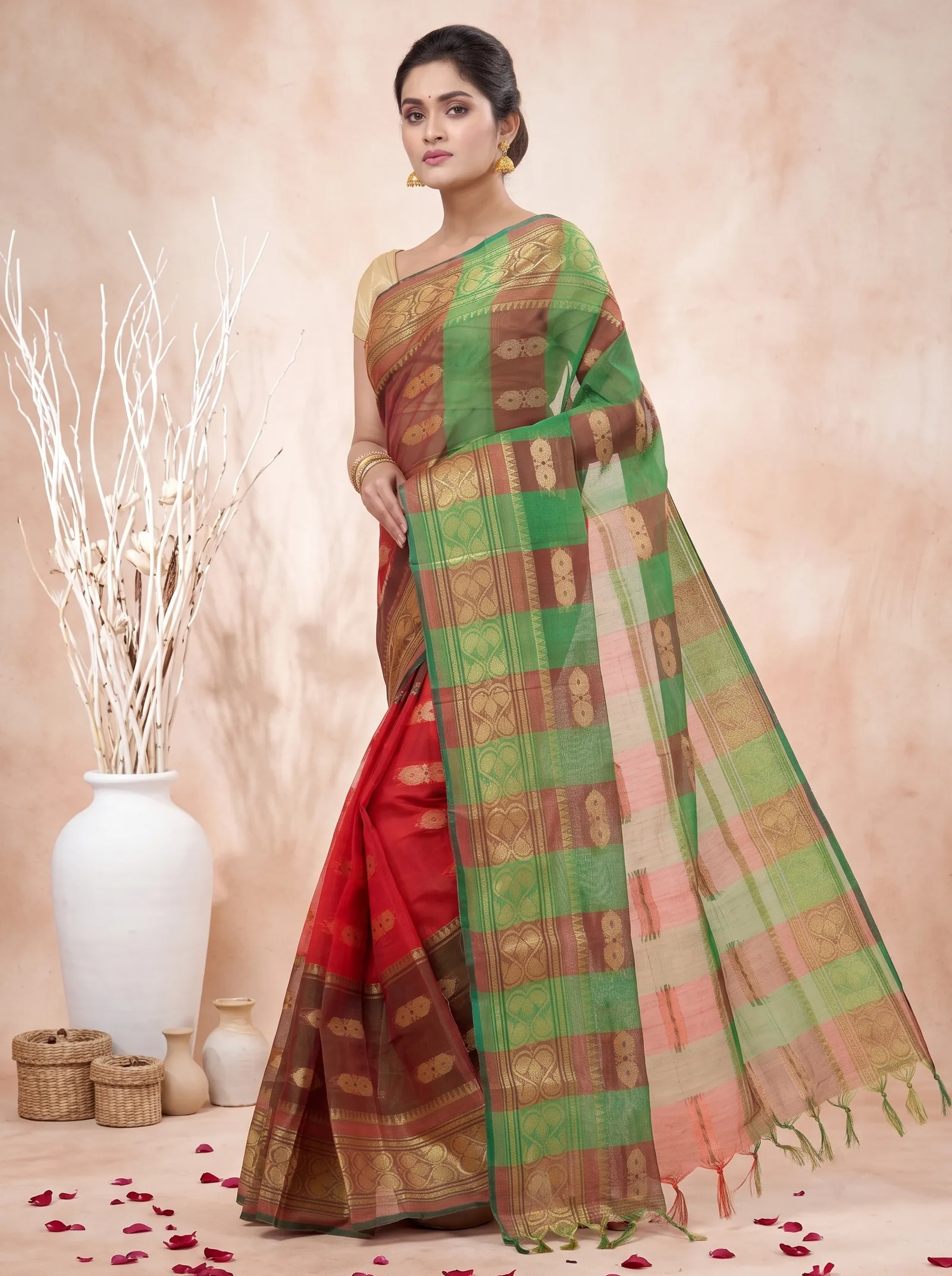 DipDiya Pure Cotton  Traditional Bengali Red Green Artisan Crafted Raj Nandi Tant Saree