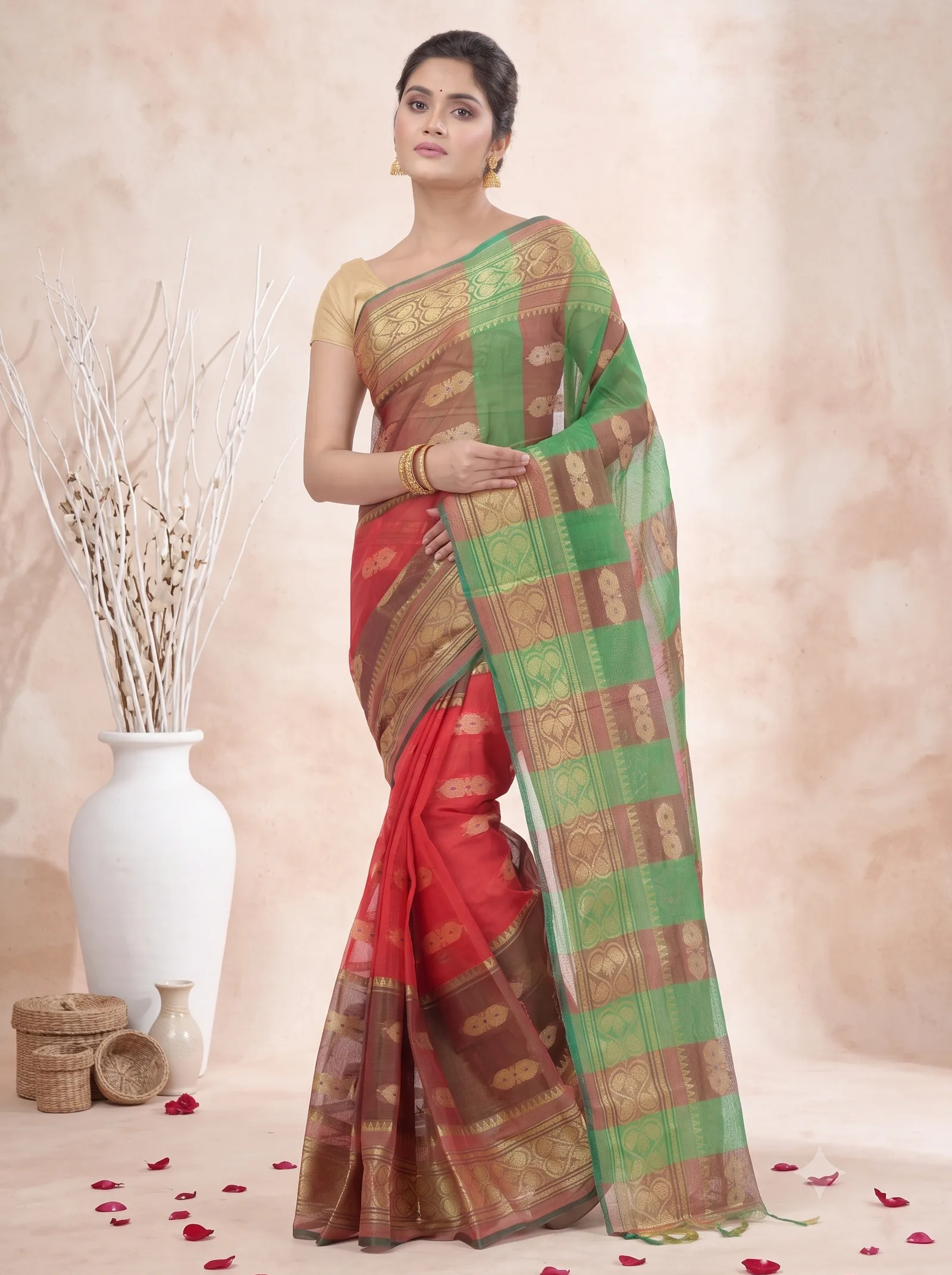 DipDiya Pure Cotton  Traditional Bengali Red Green Artisan Crafted Raj Nandi Tant Saree