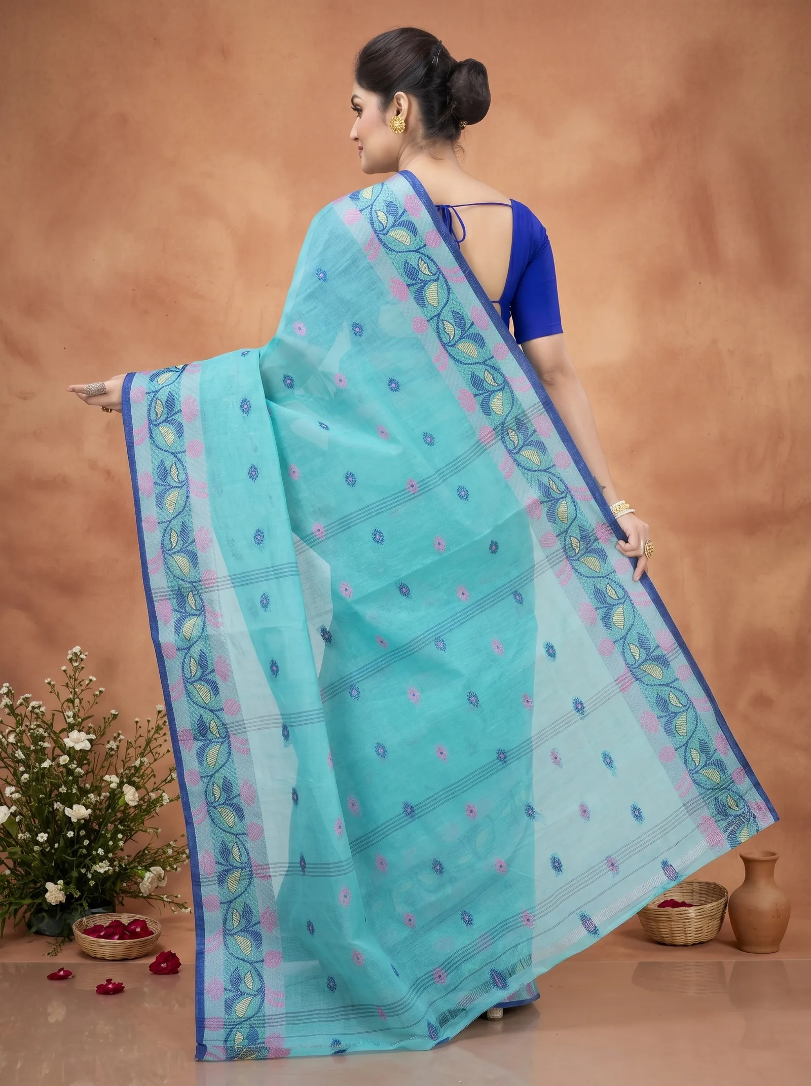 DipDiya Pure Cotton  Traditional Bengali See Green Artisan Crafted Govindi Tant Saree