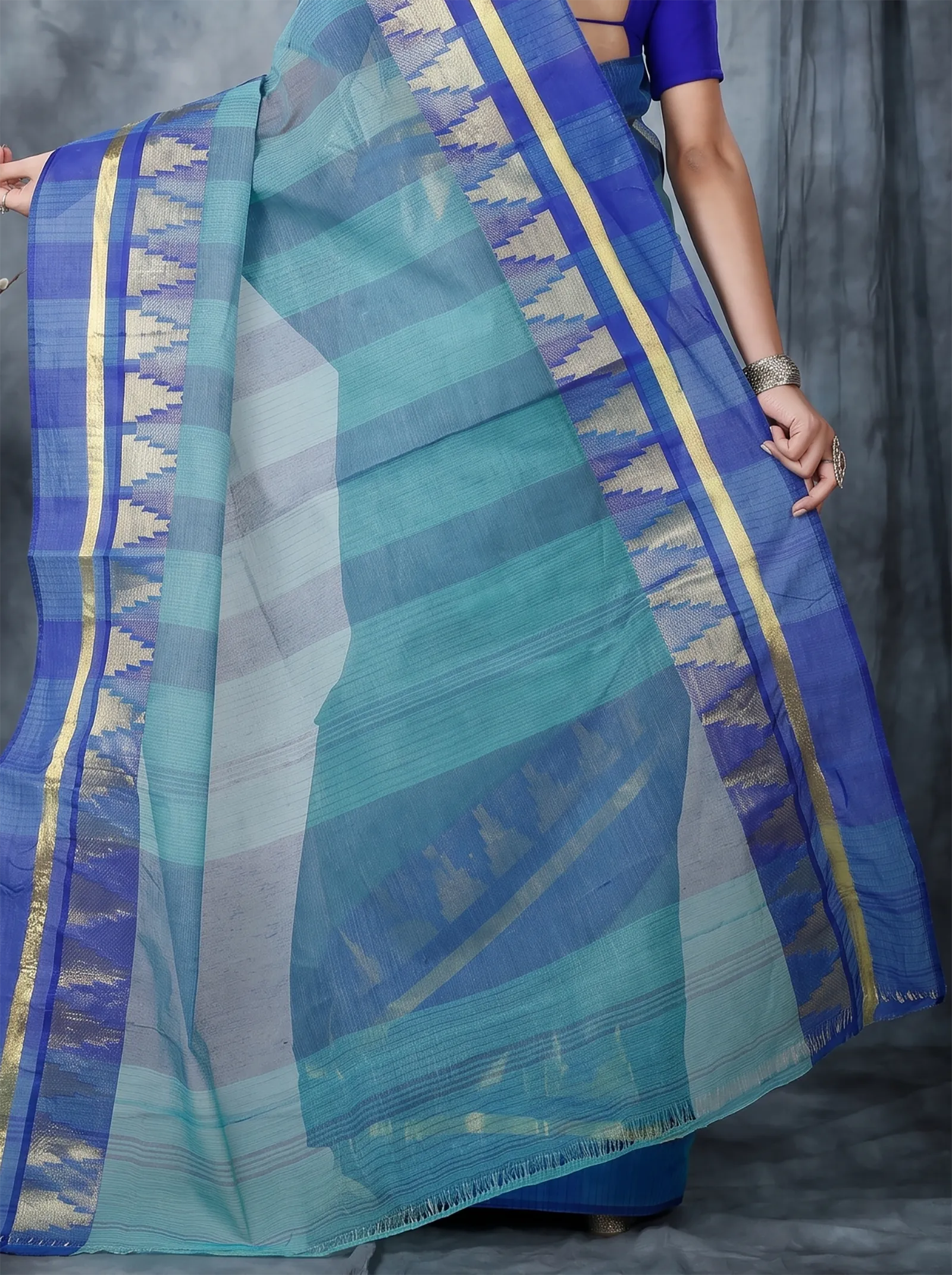 DipDiya Pure Cotton  Traditional Bengali See Green Artisan Crafted Vrinda Tant Saree