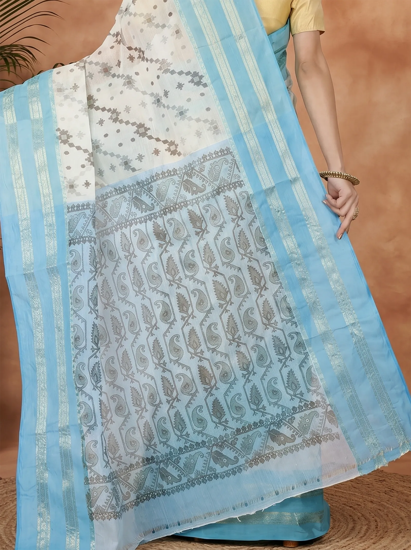 DipDiya Pure Cotton  Traditional Bengali Sky Blue Artisan Crafted Rashi Print Printed Tant Saree