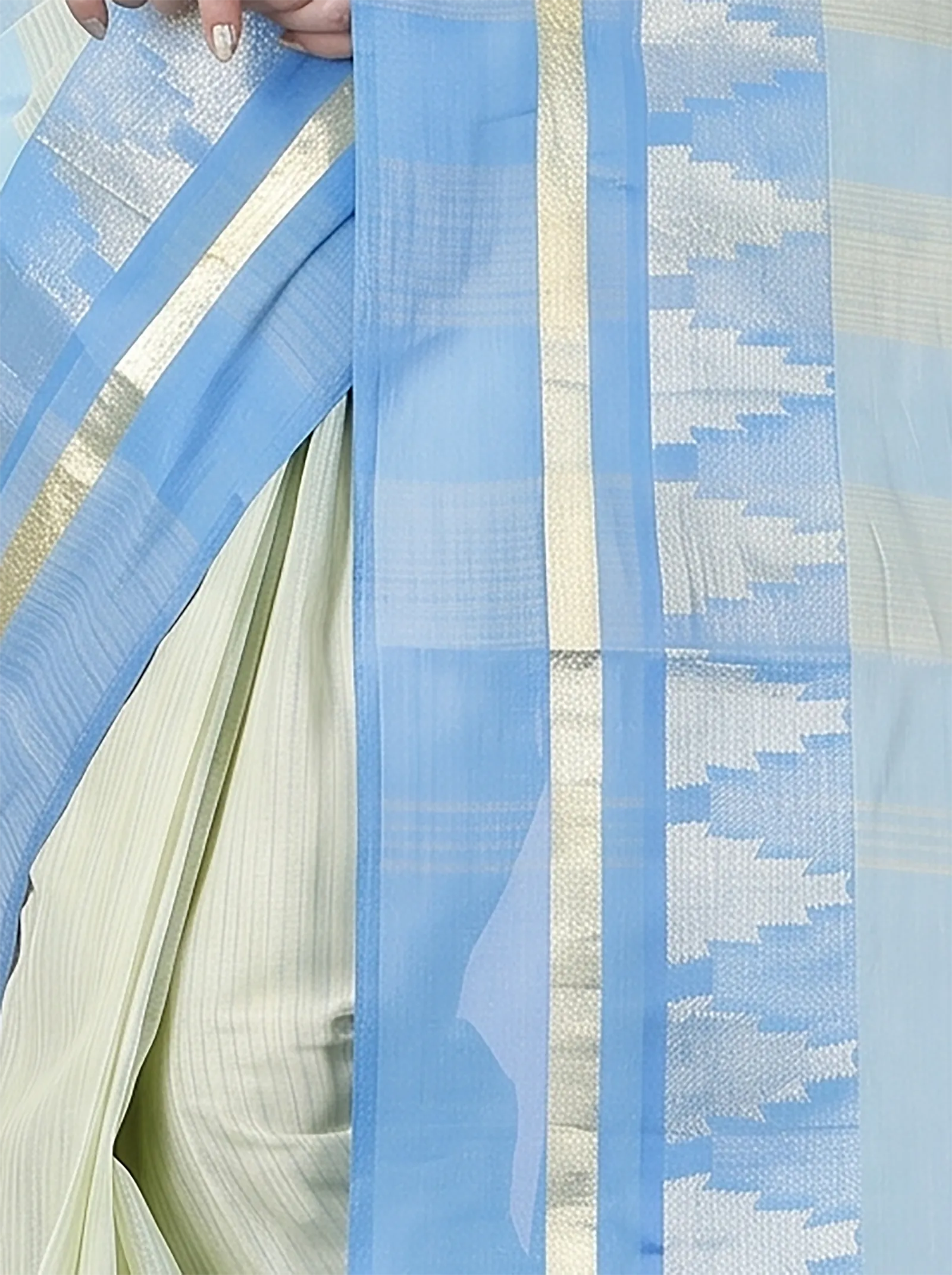 DipDiya Pure Cotton  Traditional Bengali Sky Blue Artisan Crafted Vrinda Tant Saree