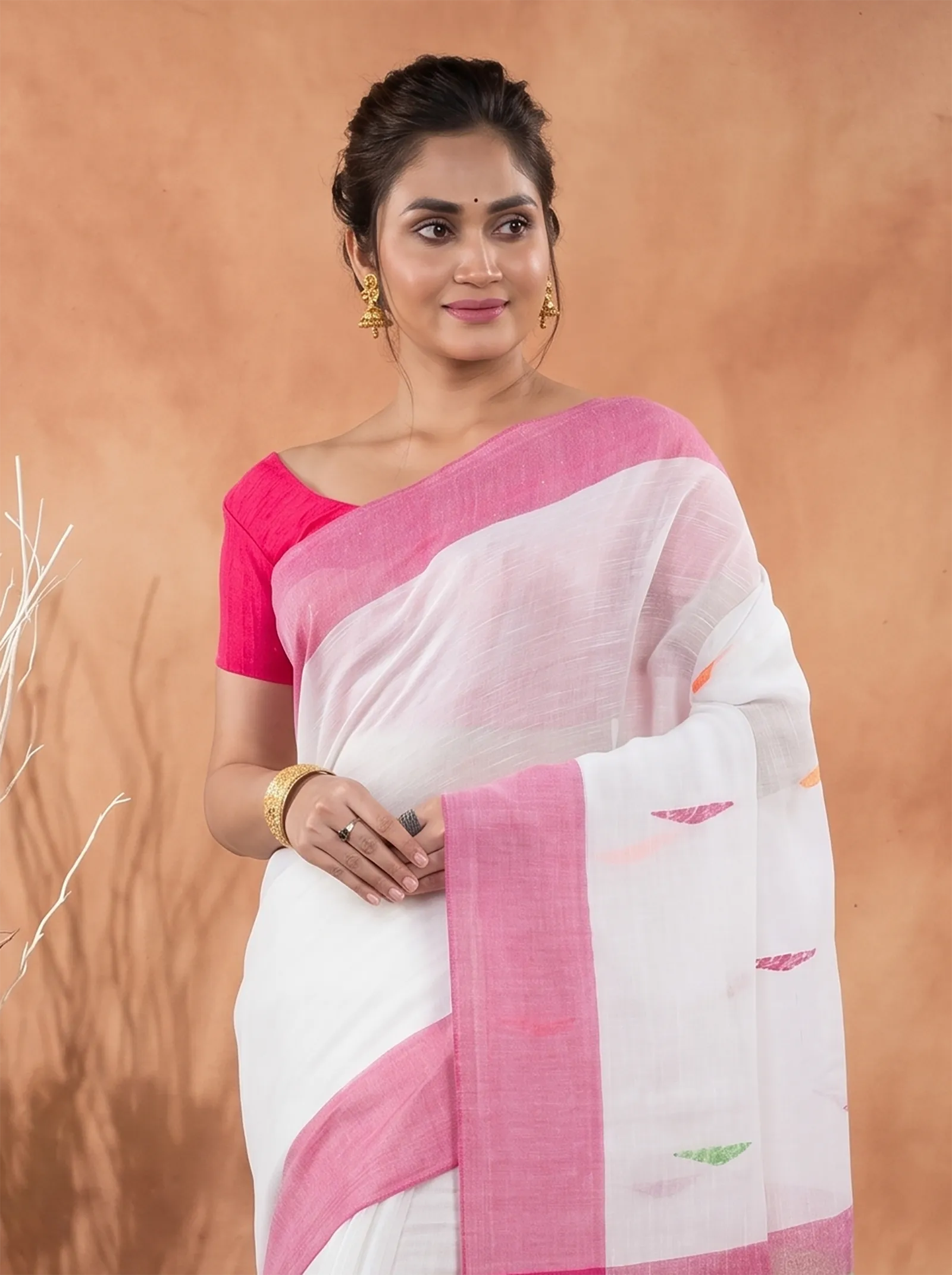 DipDiya Pure Cotton  Traditional Bengali White Artisan Crafted Clasic Than Handloom Saree