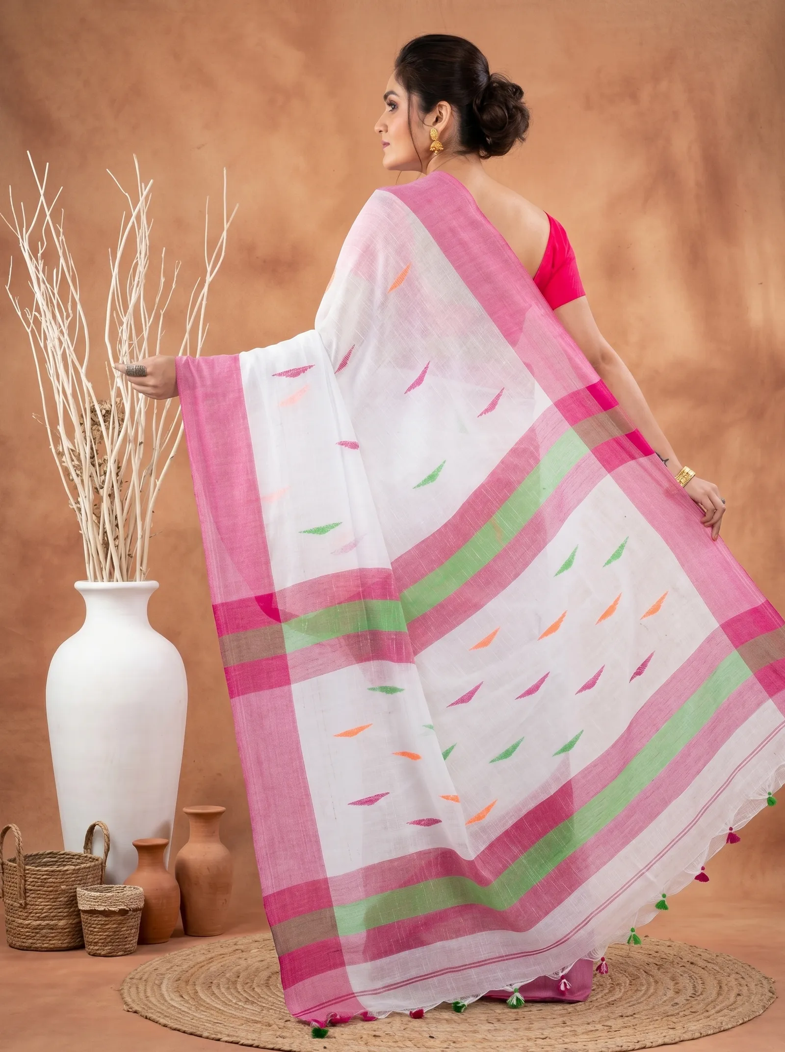 DipDiya Pure Cotton  Traditional Bengali White Artisan Crafted Clasic Than Handloom Saree