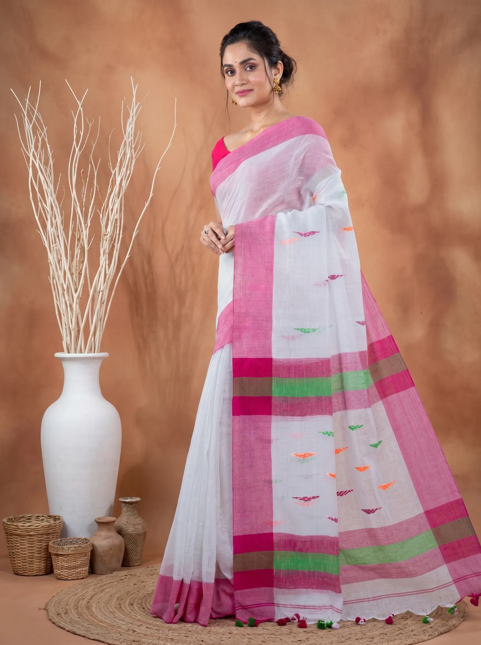 DipDiya Pure Cotton  Traditional Bengali White Artisan Crafted Clasic Than Handloom Saree