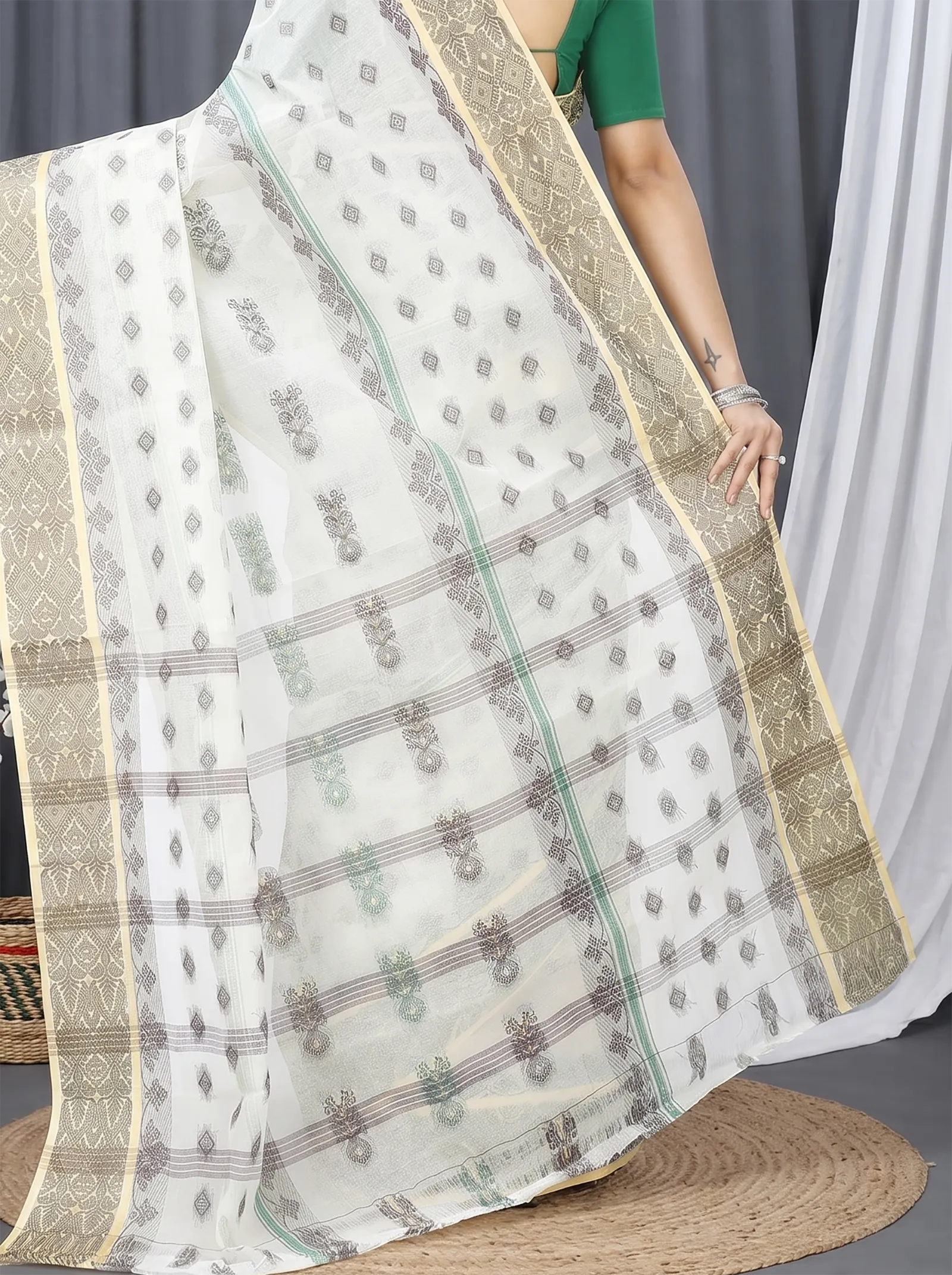 DipDiya Pure Cotton  Traditional Bengali White Artisan Crafted Ghusoon Tant Saree