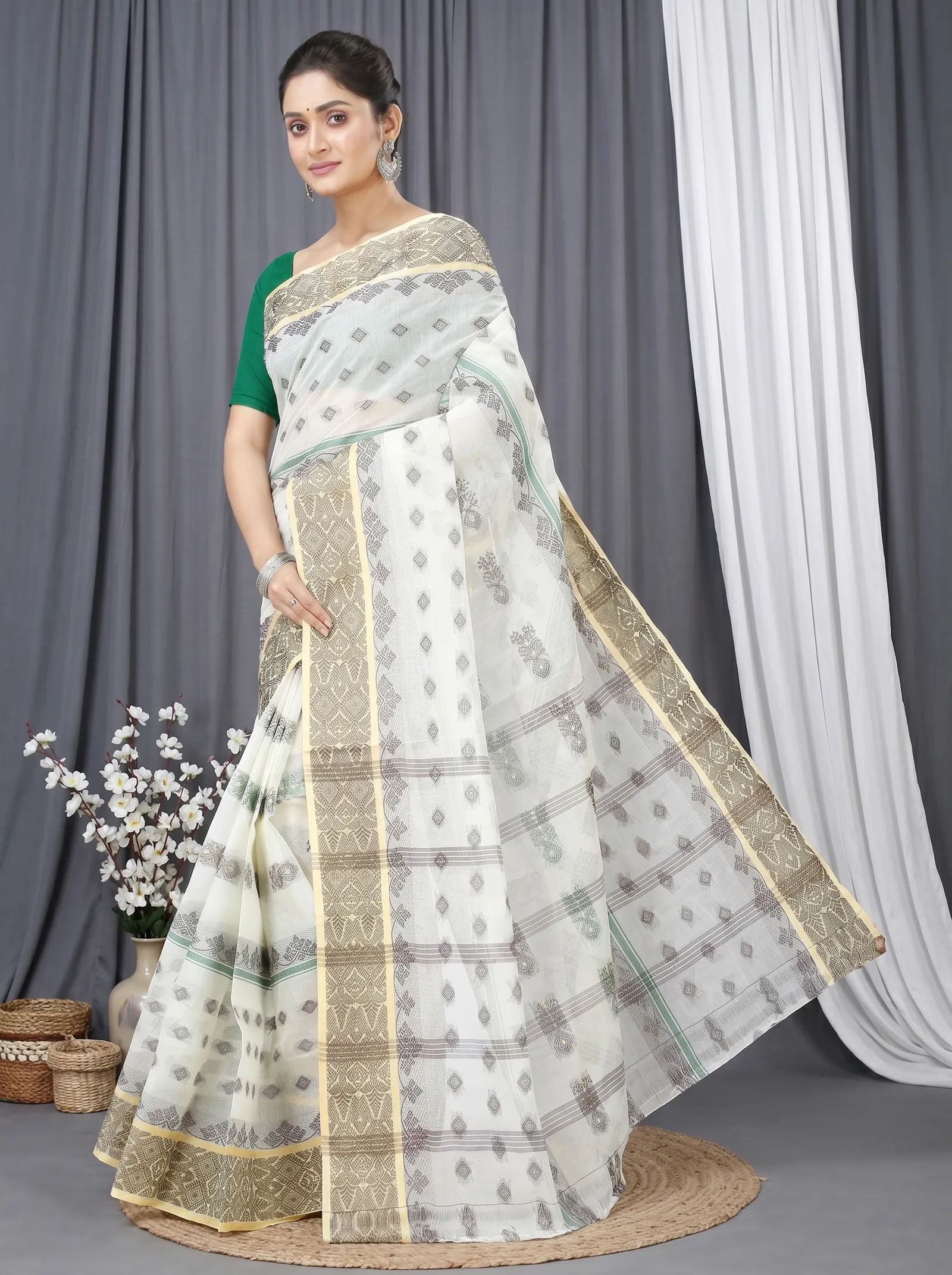 DipDiya Pure Cotton  Traditional Bengali White Artisan Crafted Ghusoon Tant Saree