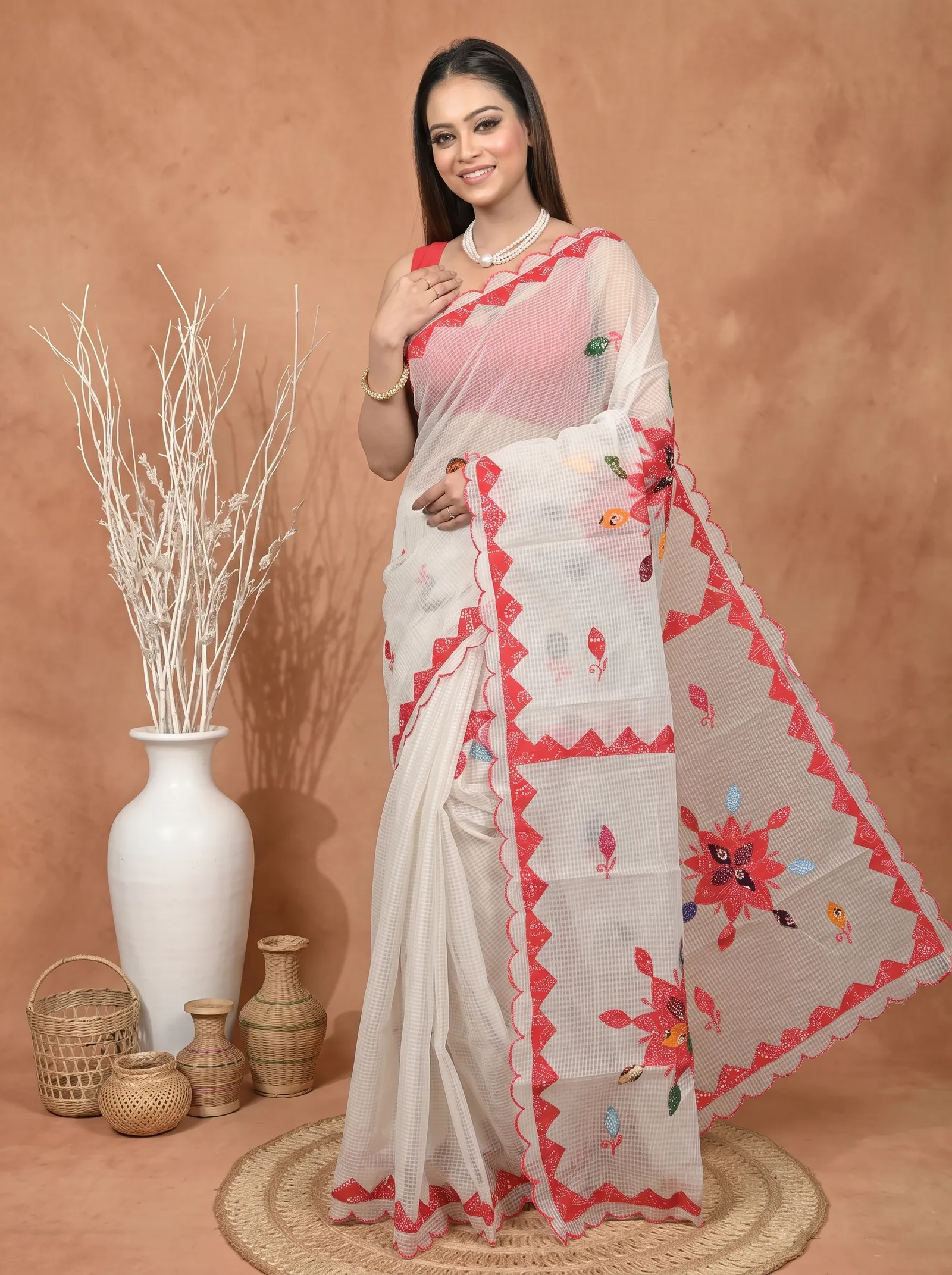DipDiya Pure Cotton  Traditional Bengali White Artisan Crafted Kotaplik Kota Applique Saree