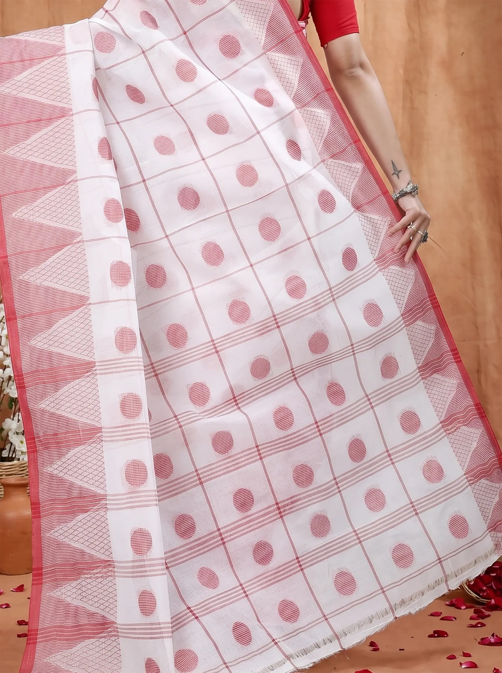DipDiya Pure Cotton  Traditional Bengali White Artisan Crafted Rebeka Tant Saree