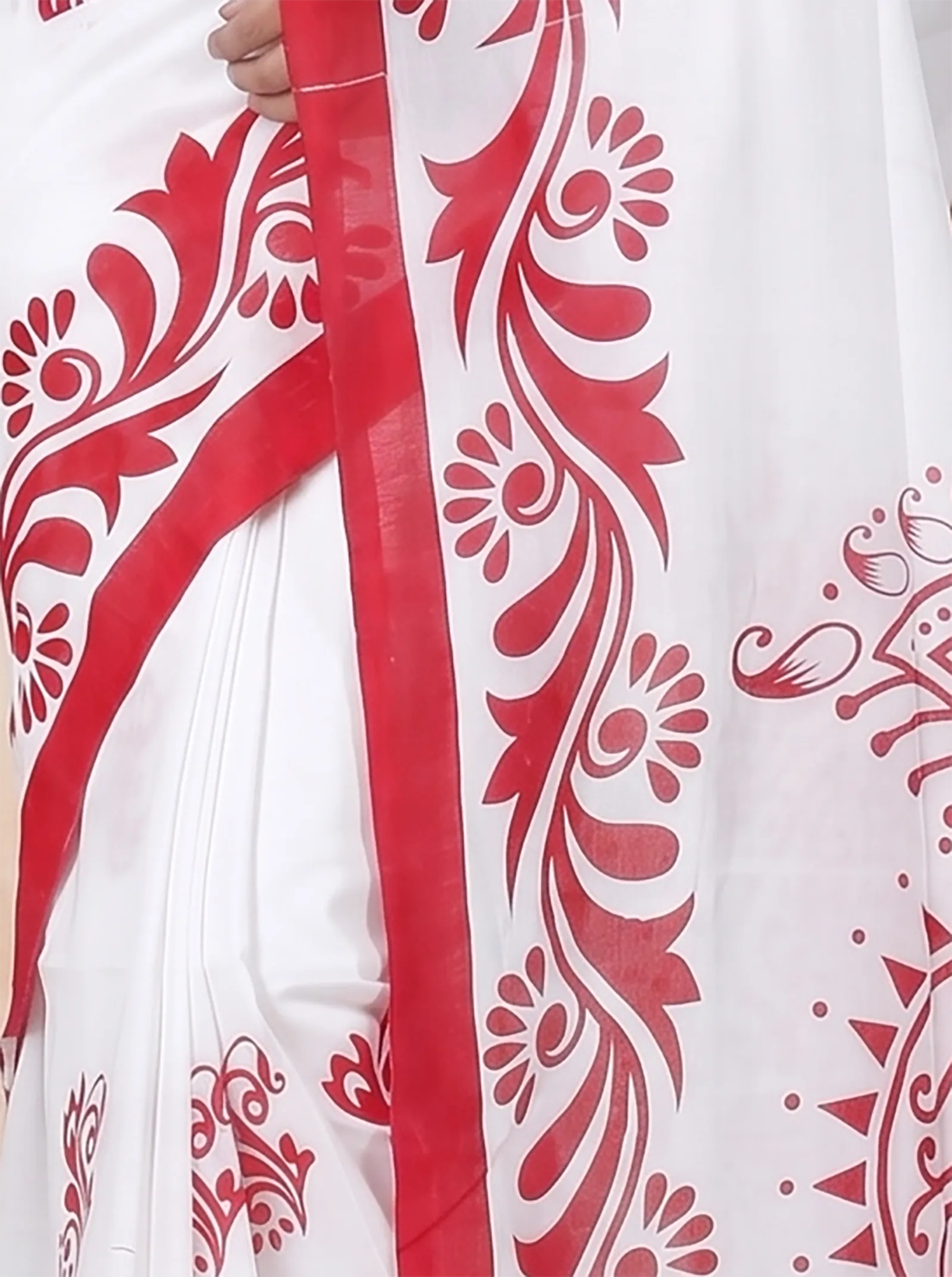 DipDiya Pure Cotton  Traditional Bengali White Artisan Crafted Teba Printed Handloom Saree