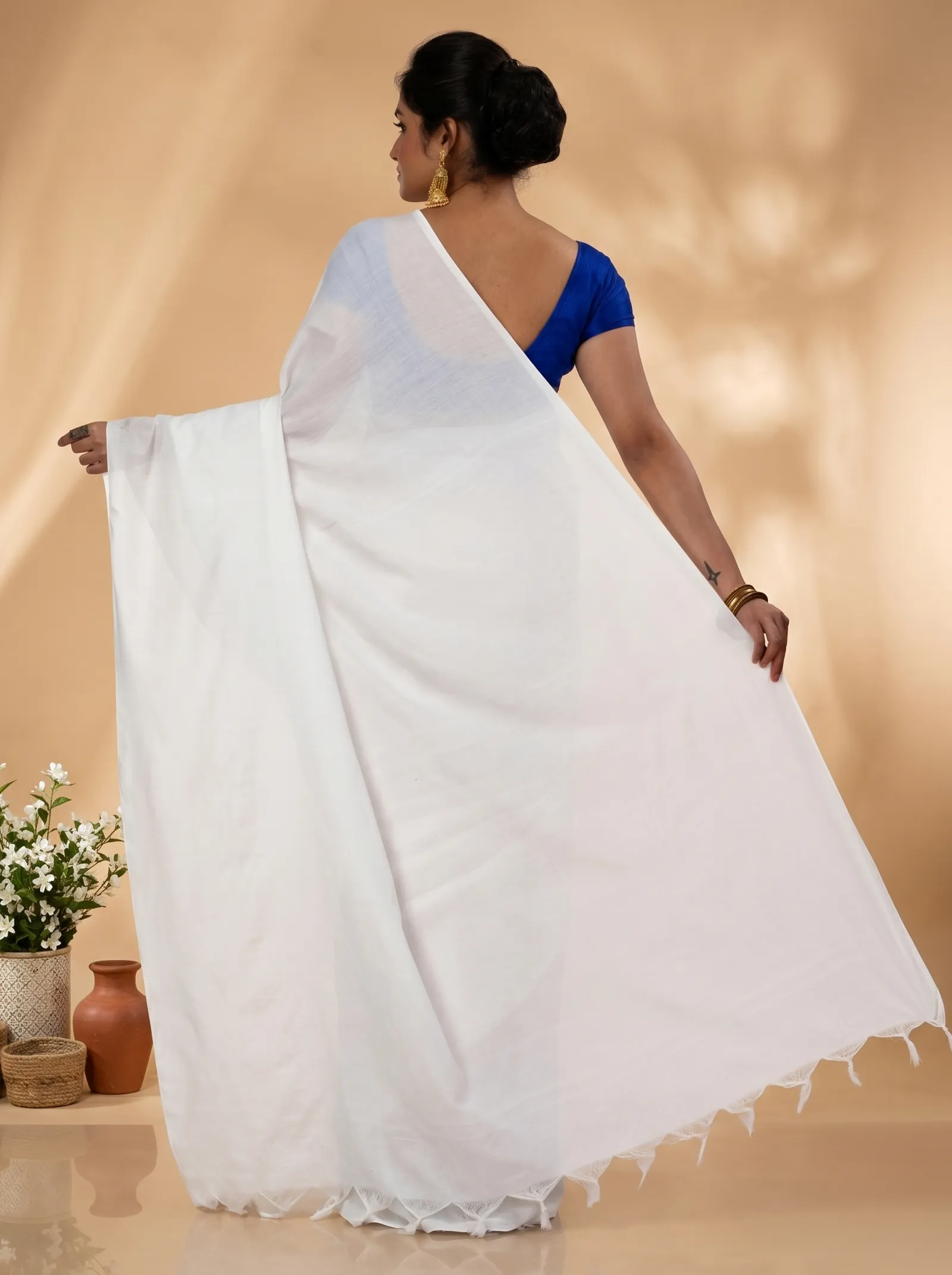 DipDiya Pure Cotton  Traditional Bengali White Artisan Crafted ThanKhadi Handloom Saree