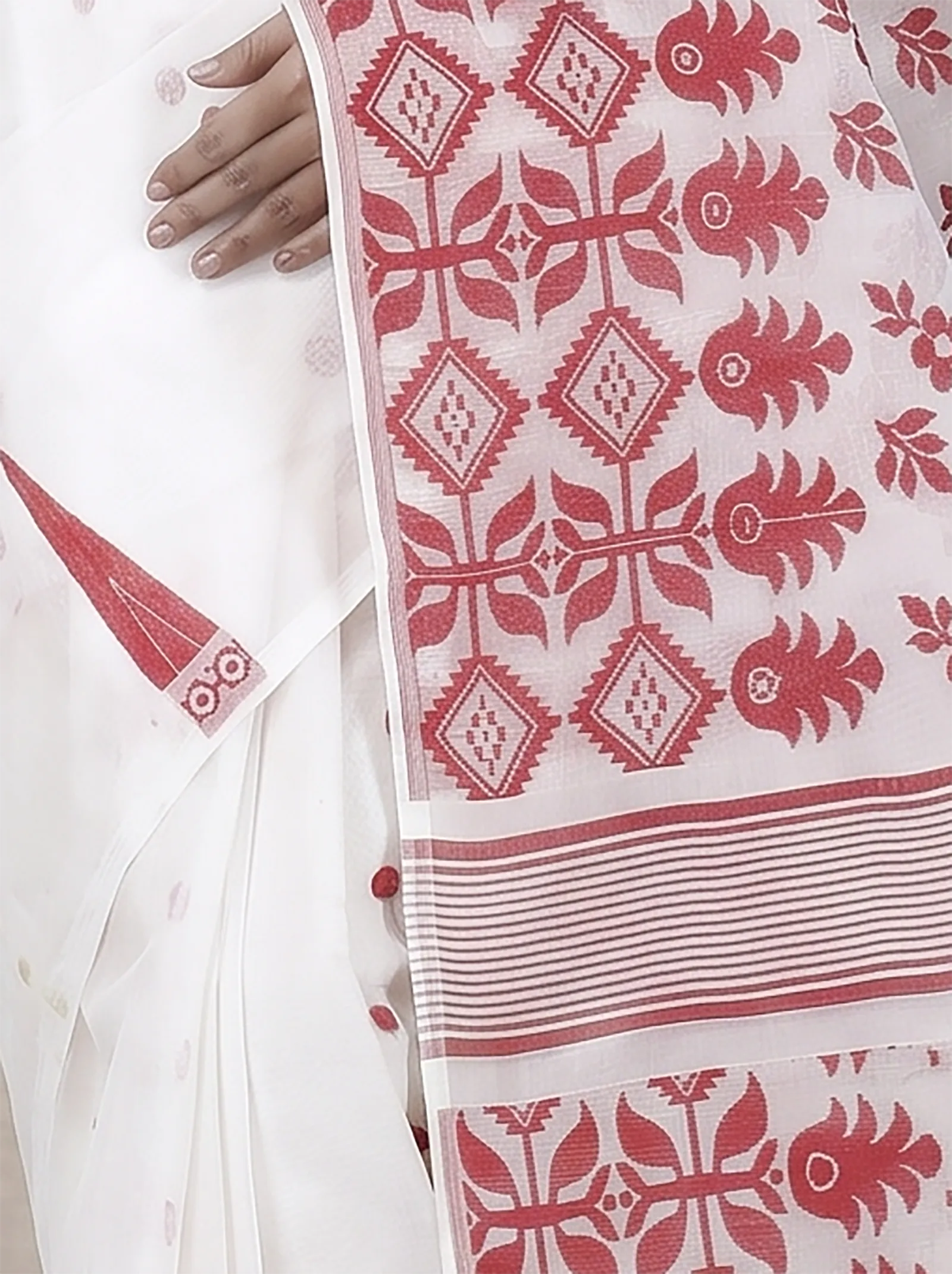 DipDiya Pure Cotton  Traditional Bengali White Artisan Crafted Urmila Jamdani Saree
