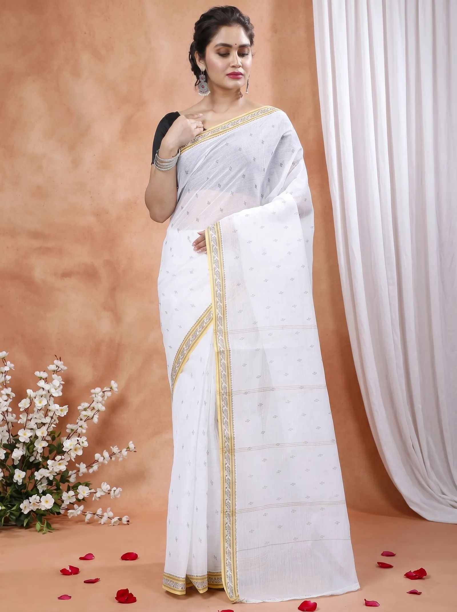 DipDiya Pure Cotton  Traditional Bengali White Golden Artisan Crafted Regina Tant Saree