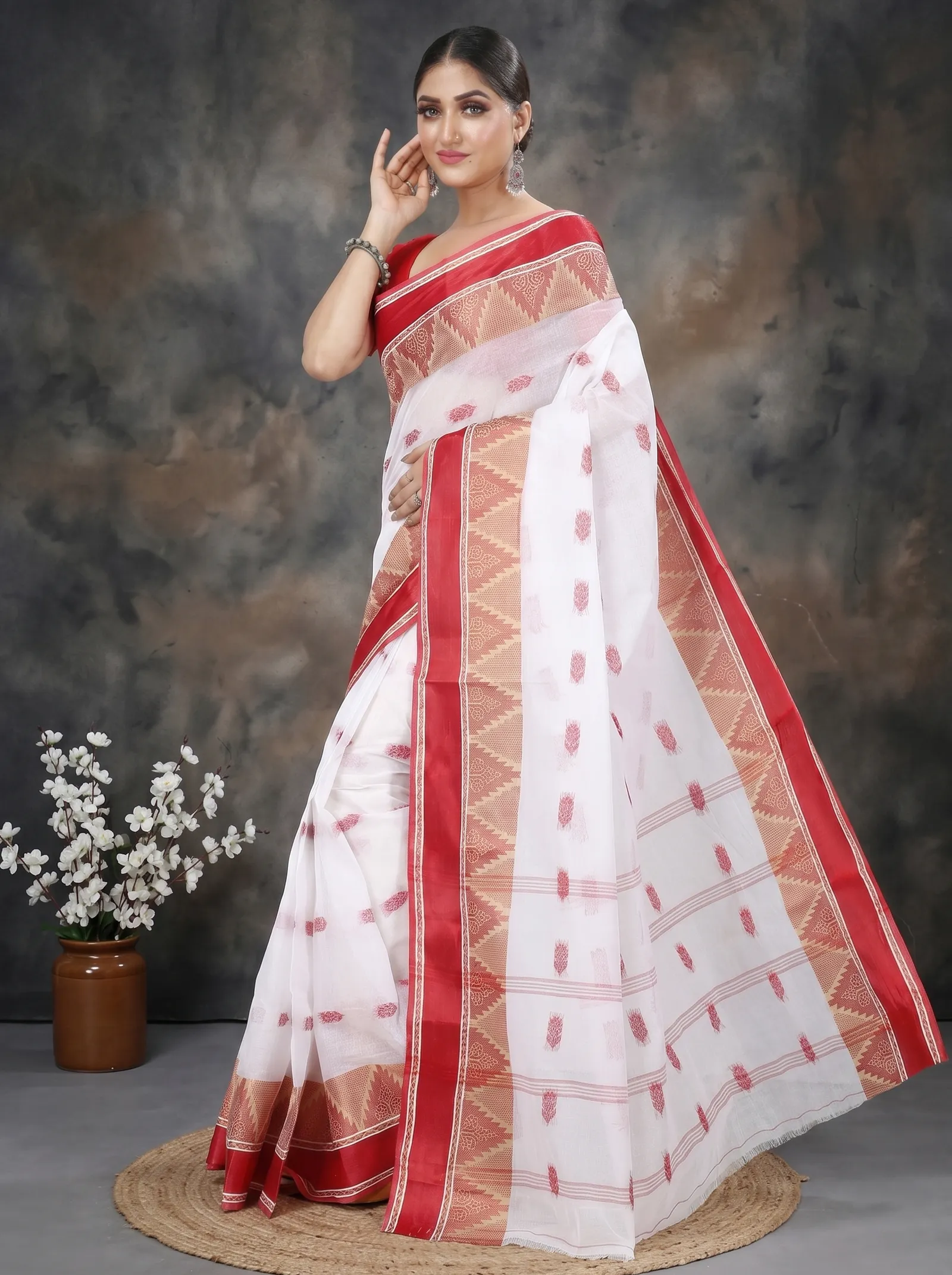 DipDiya Pure Cotton  Traditional Bengali White Red Artisan Crafted Sadasob Tant Saree
