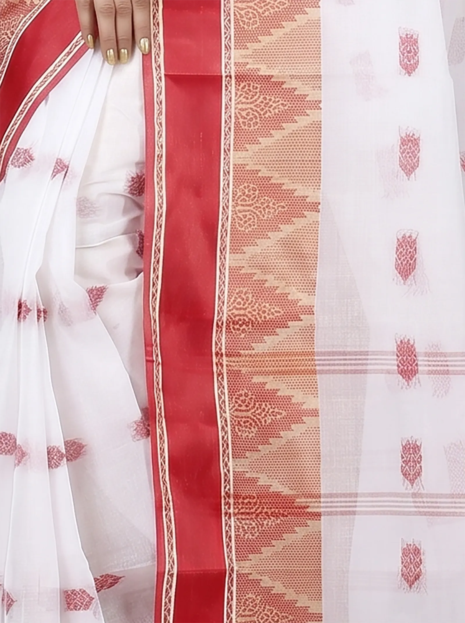 DipDiya Pure Cotton  Traditional Bengali White Red Artisan Crafted Sadasob Tant Saree