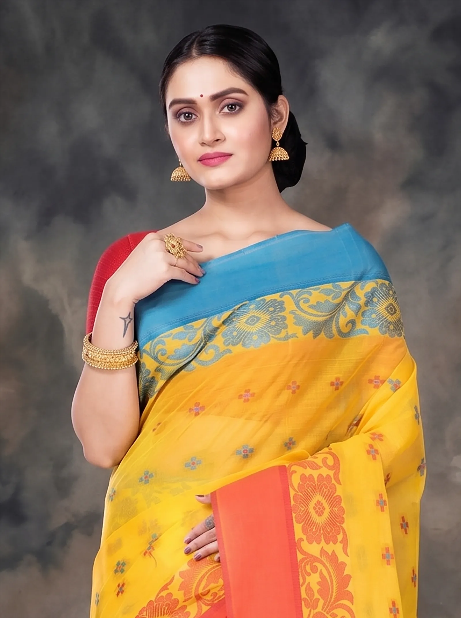DipDiya Pure Cotton  Traditional Bengali Yellow Artisan Crafted Ganga Jamuna Latapar Tant Saree
