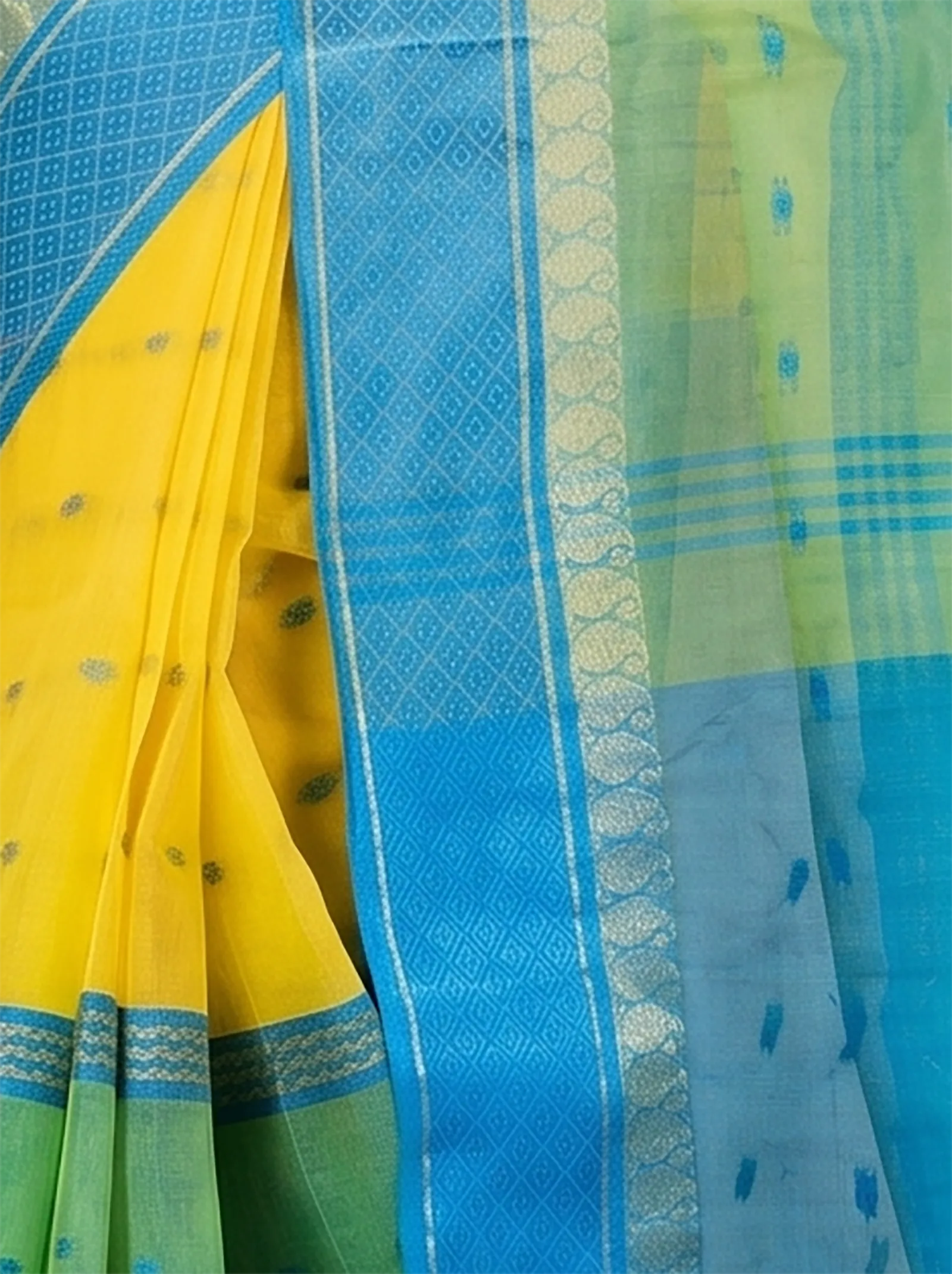 DipDiya Pure Cotton  Traditional Bengali Yellow Artisan Crafted Ganga Jamuna  Tant Saree